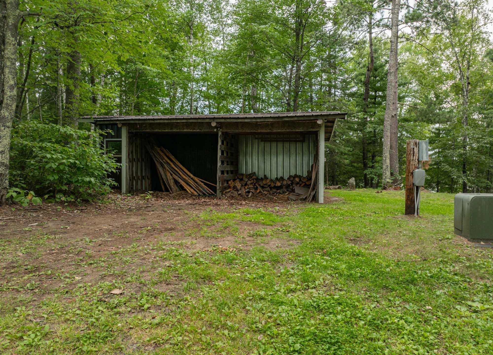 1959 single family home for sale at 24871 E Long Lake Road in Bigfork, MN — 2 bed, 1 bath (photo 45 of 58)