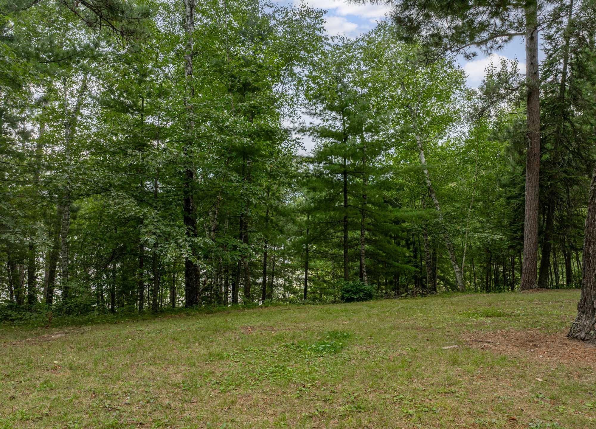 1959 single family home for sale at 24871 E Long Lake Road in Bigfork, MN — 2 bed, 1 bath (photo 46 of 58)