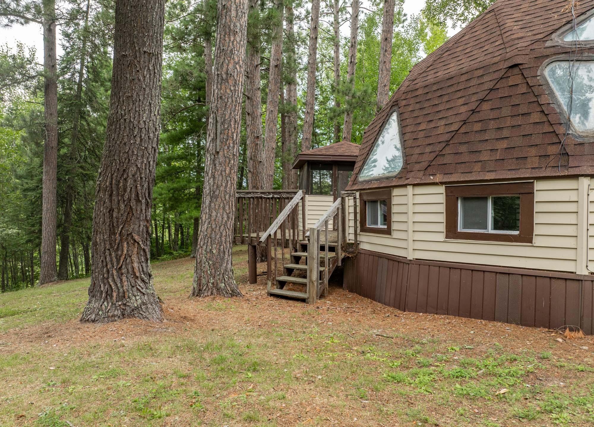 1959 single family home for sale at 24871 E Long Lake Road in Bigfork, MN — 2 bed, 1 bath (photo 47 of 58)