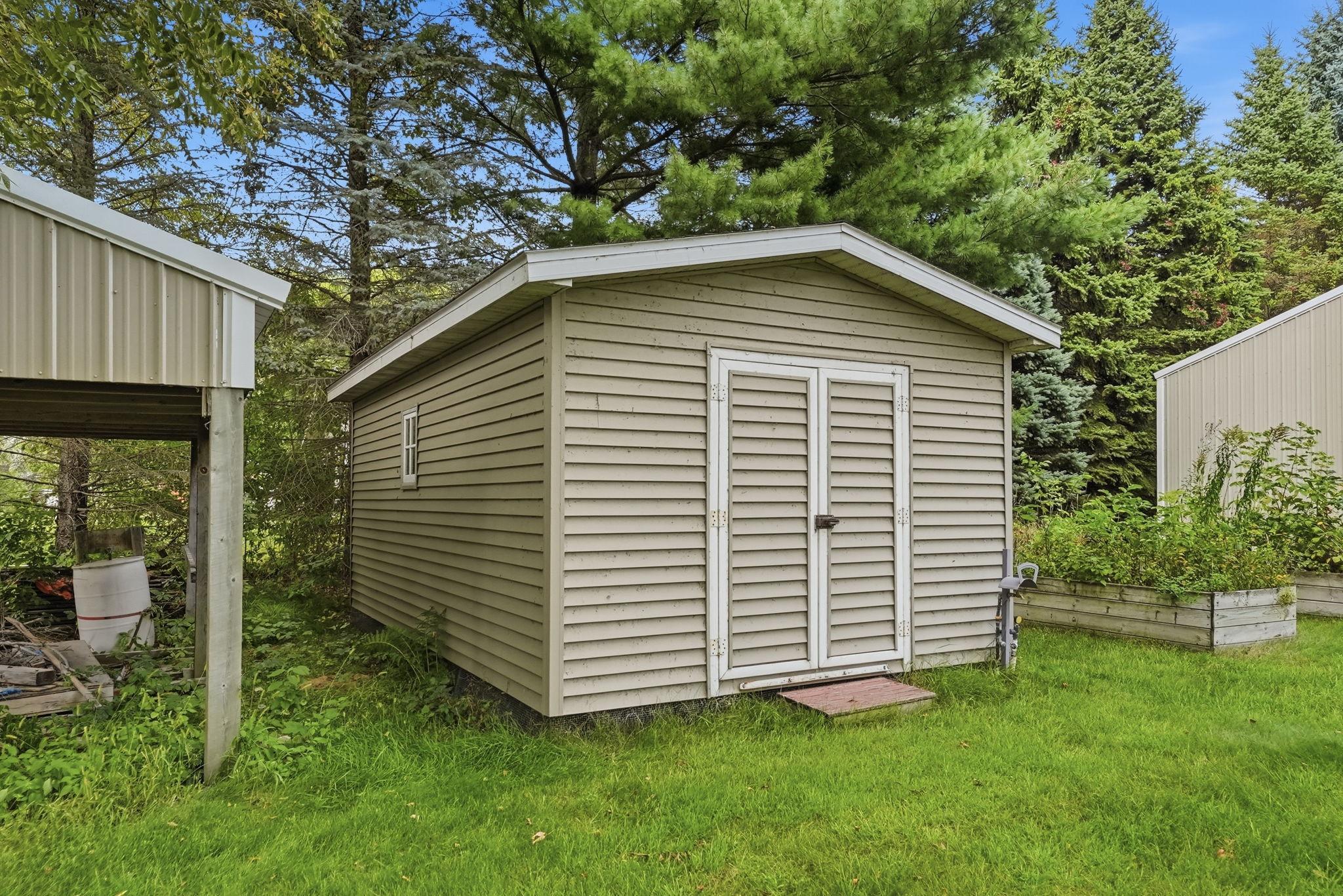 1990 single family home for sale at 30213 Duckweed Drive in Burtrum, MN — 3 bed, 2 bath (photo 28 of 30)