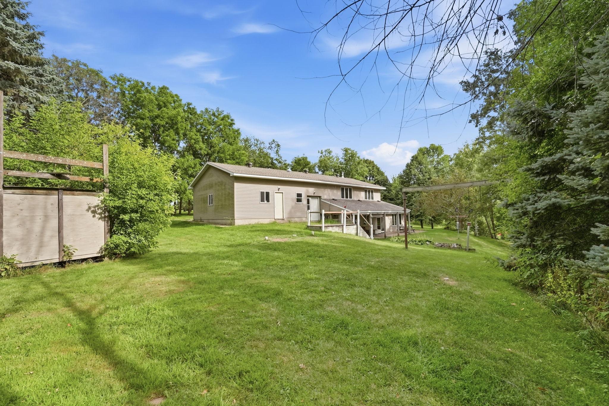 1990 single family home for sale at 30213 Duckweed Drive in Burtrum, MN — 3 bed, 2 bath (photo 5 of 30)