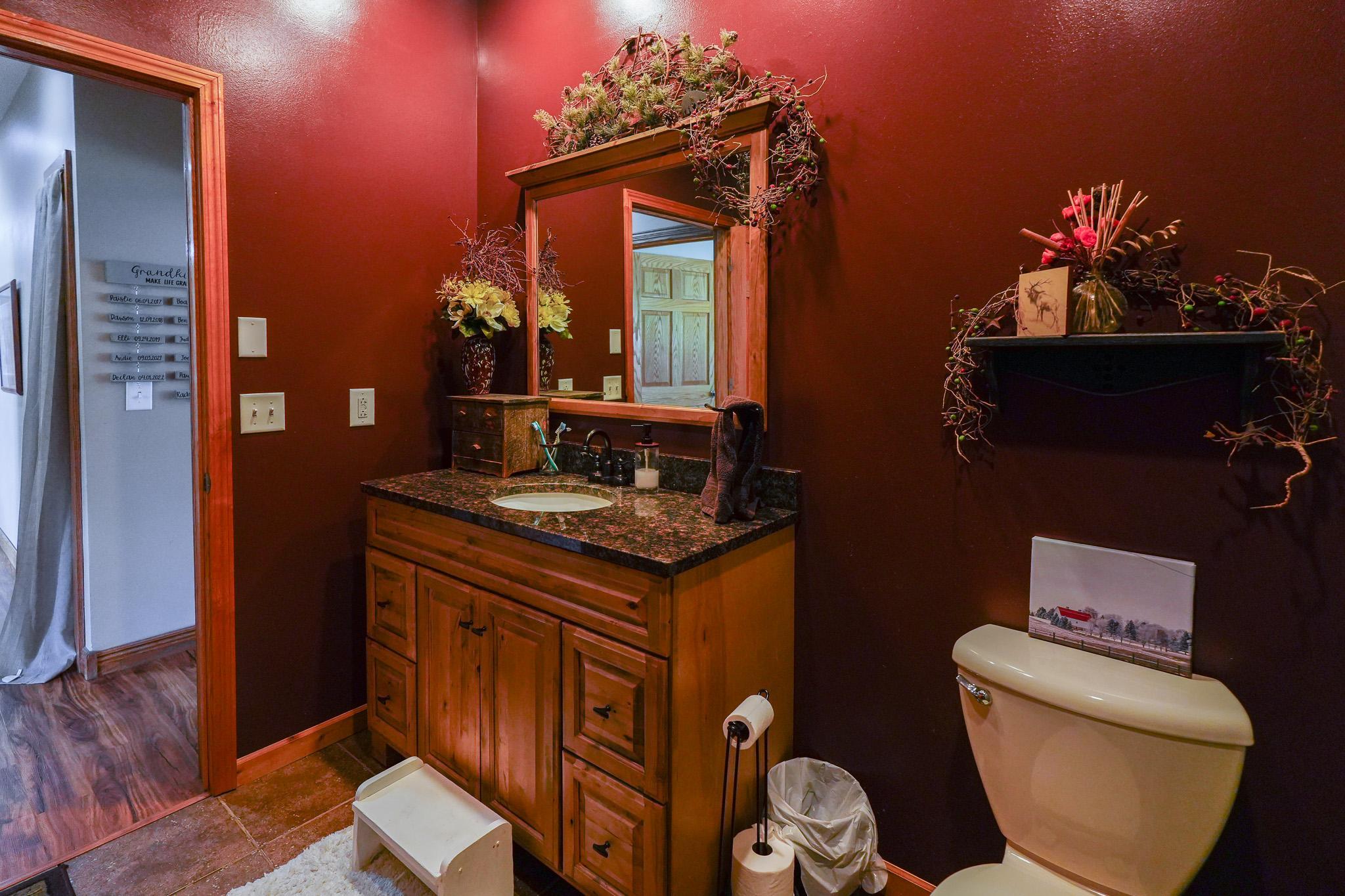 1998 single family home for sale at 34306 300th Avenue in Dent, MN — 3 bed, 3 bath (photo 51 of 71)