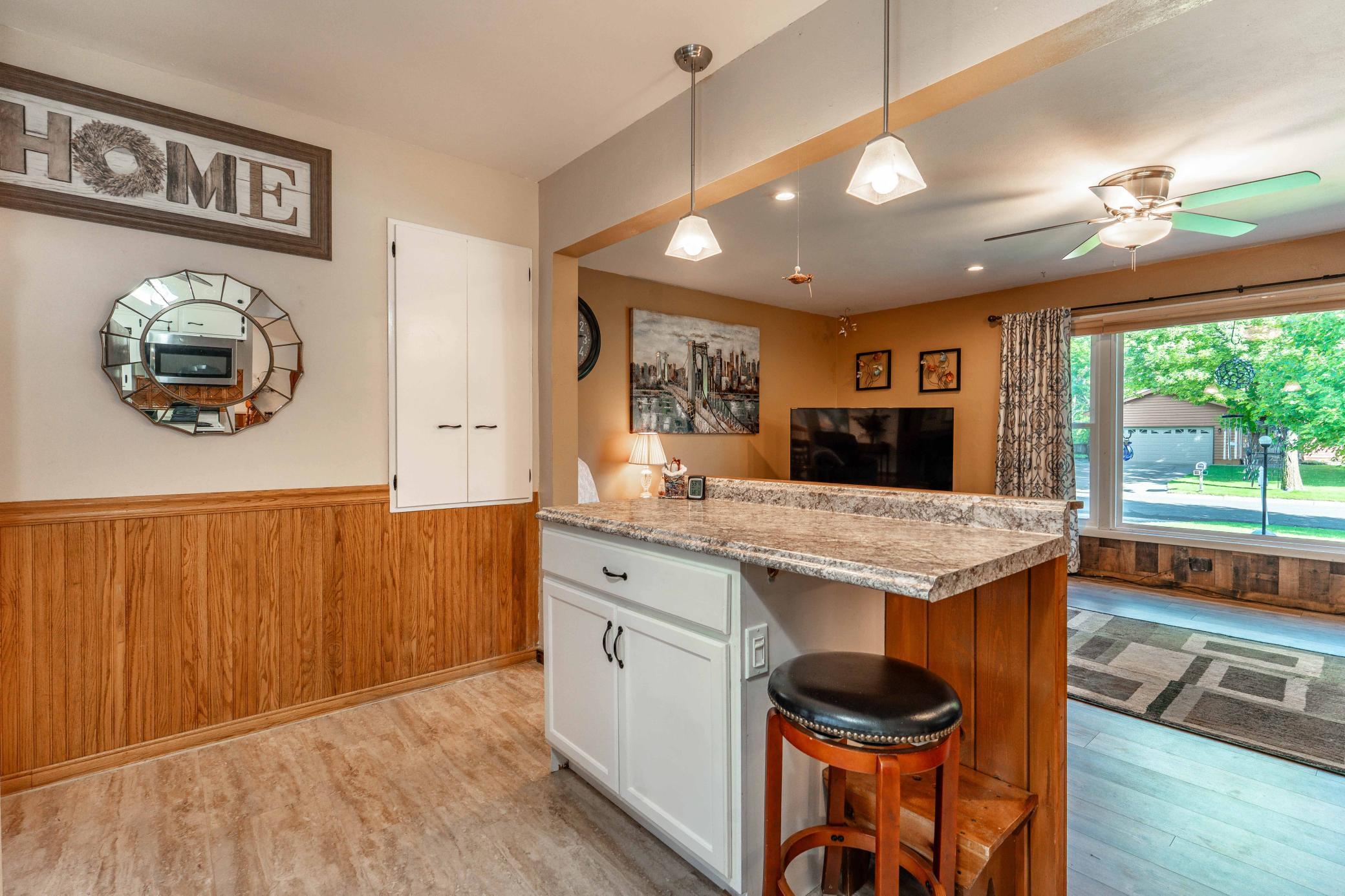 1964 single family home for sale at 101 W Hillside Avenue in Fergus Falls, MN — 3 bed, 2 bath (photo 11 of 65)