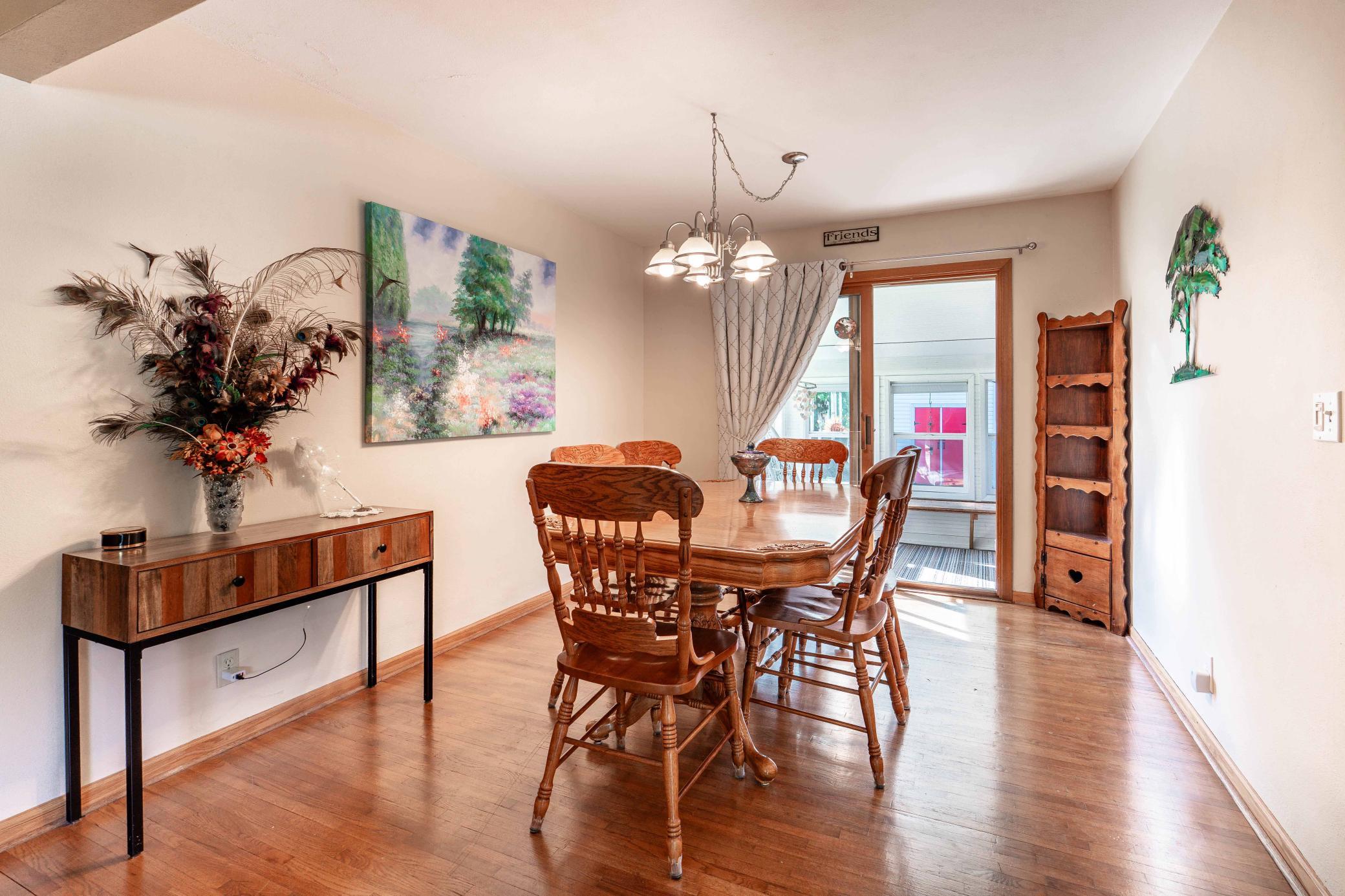 1964 single family home for sale at 101 W Hillside Avenue in Fergus Falls, MN — 3 bed, 2 bath (photo 14 of 65)