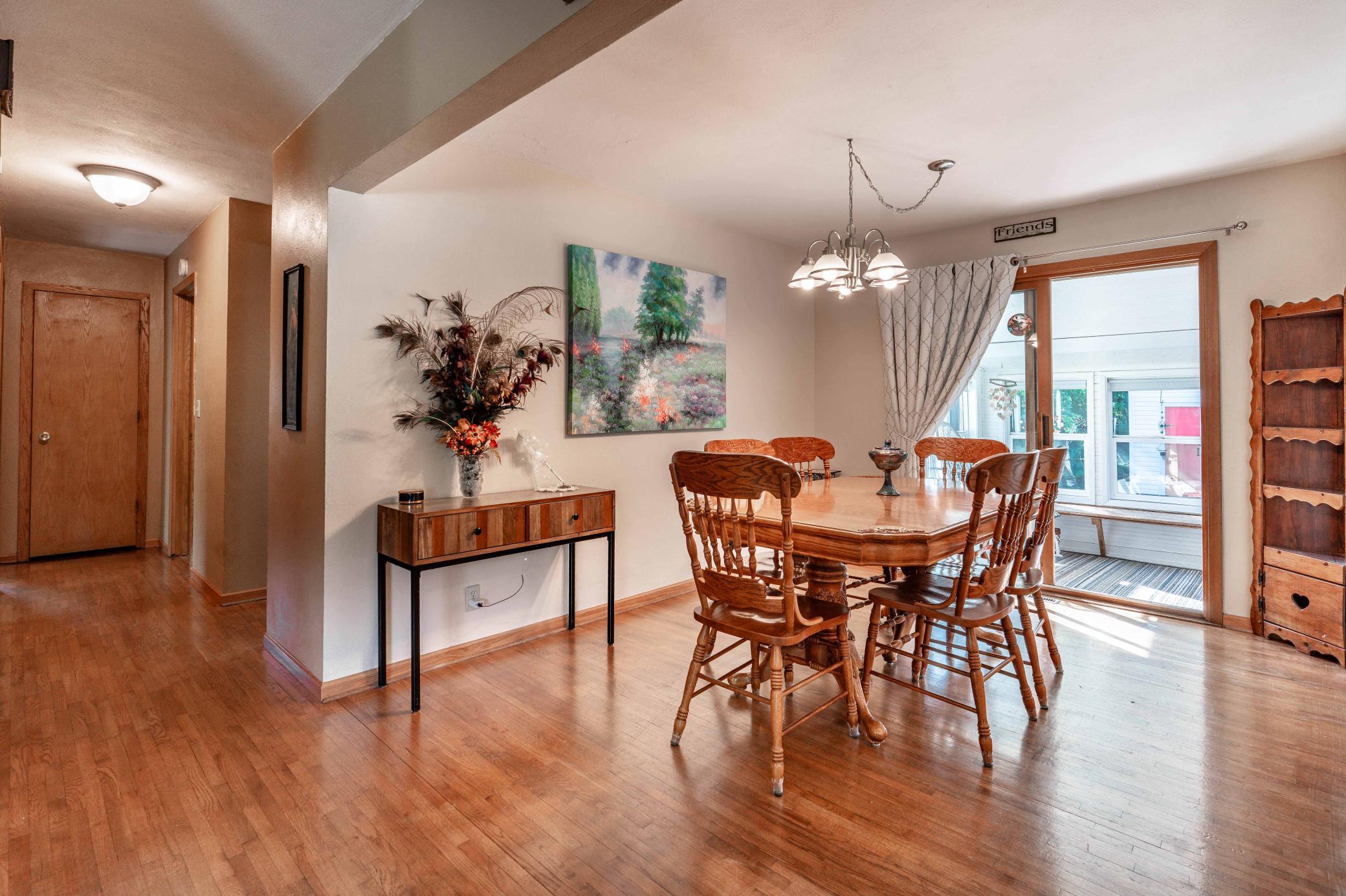 1964 single family home for sale at 101 W Hillside Avenue in Fergus Falls, MN — 3 bed, 2 bath (photo 16 of 65)
