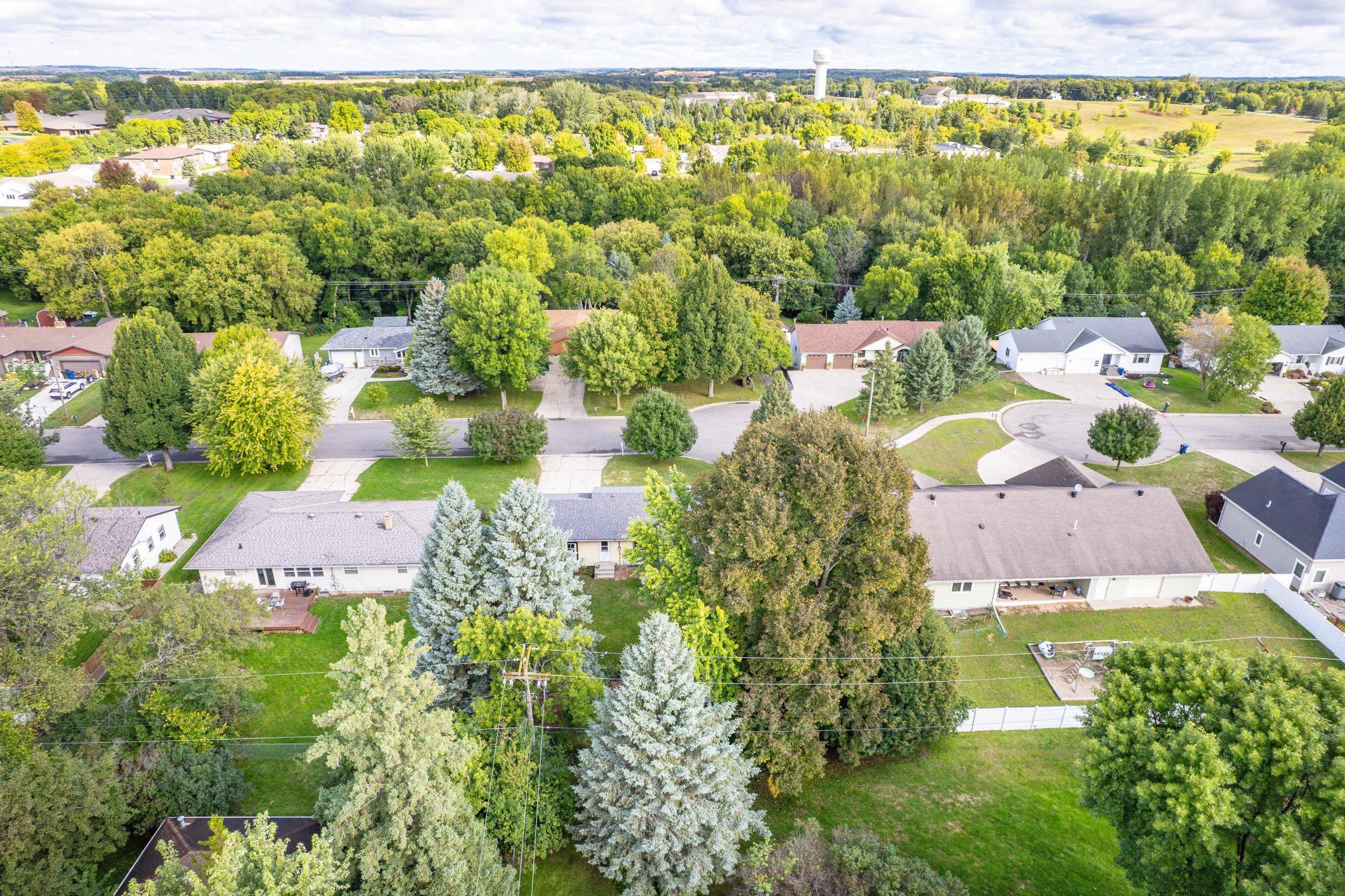 1964 single family home for sale at 101 W Hillside Avenue in Fergus Falls, MN — 3 bed, 2 bath (photo 27 of 65)