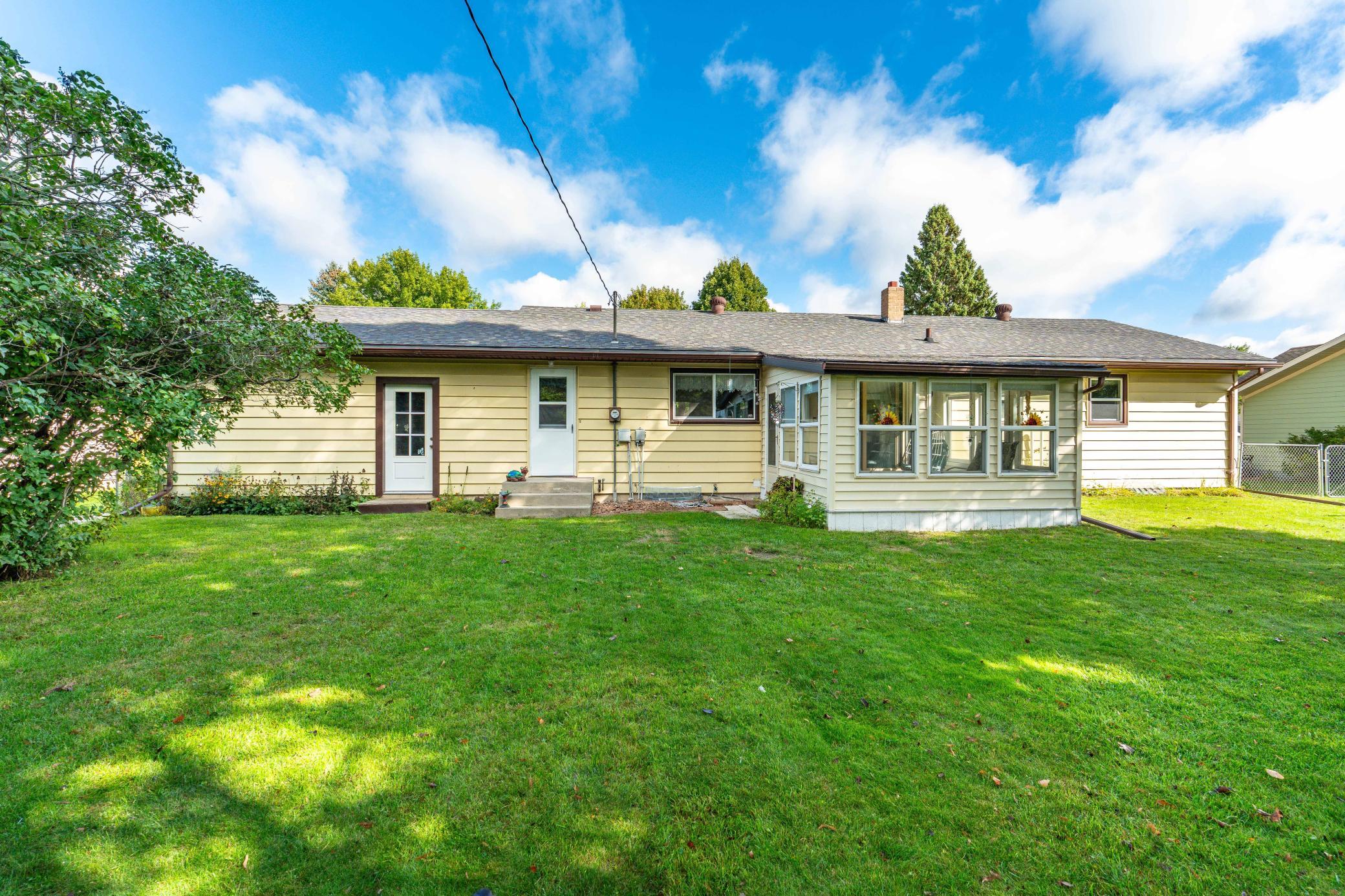 1964 single family home for sale at 101 W Hillside Avenue in Fergus Falls, MN — 3 bed, 2 bath (photo 46 of 65)