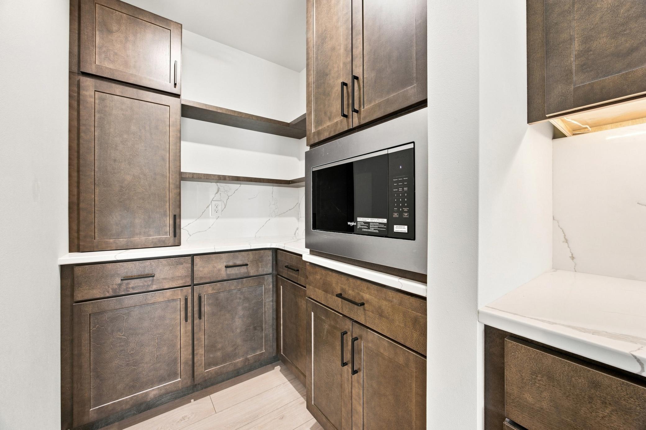 2025 single family home for sale at 6281 86th Avenue S in Horace, ND — 3 bed, 3 bath (photo 13 of 38)