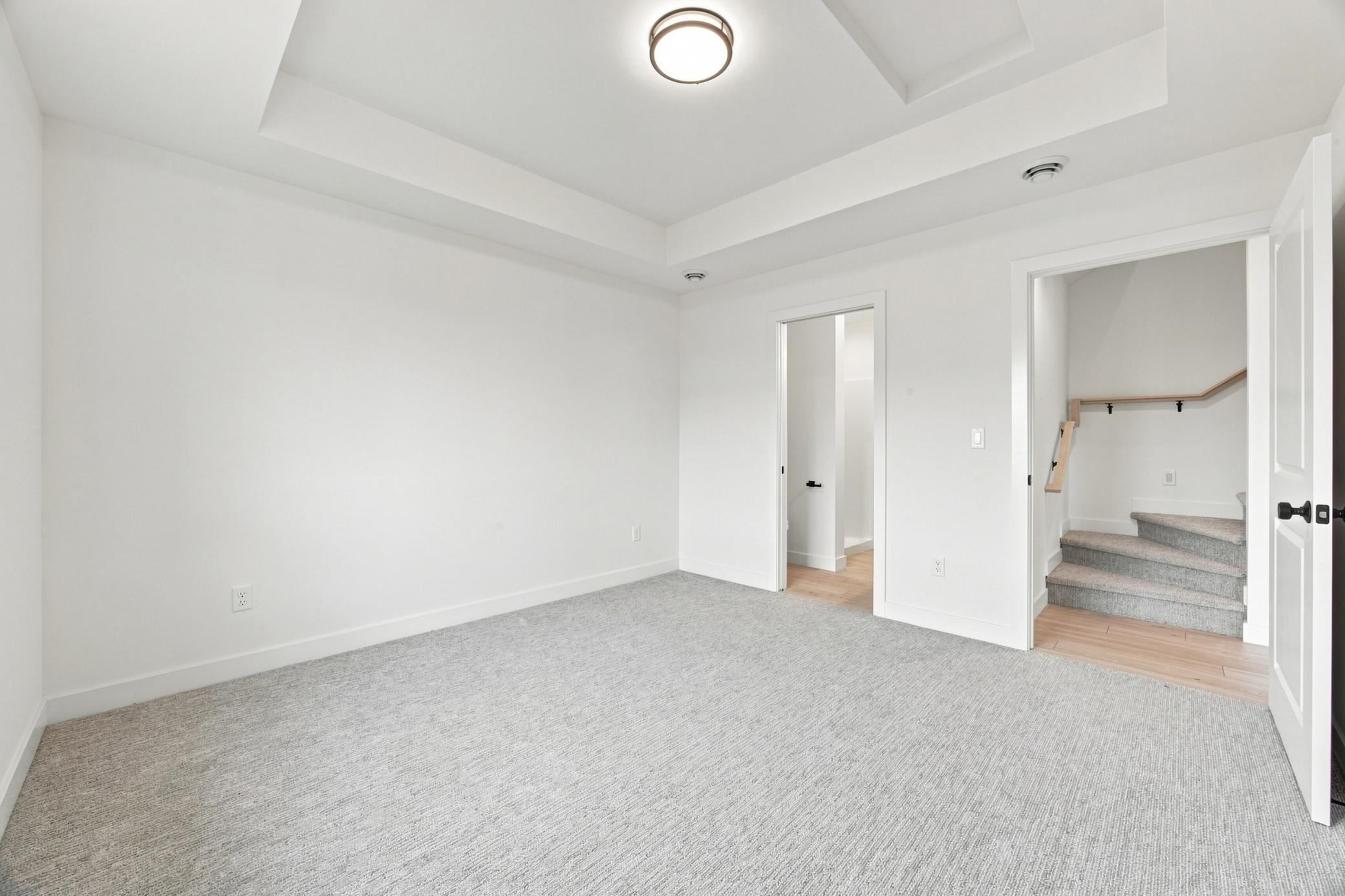 2025 single family home for sale at 6281 86th Avenue S in Horace, ND — 3 bed, 3 bath (photo 19 of 38)