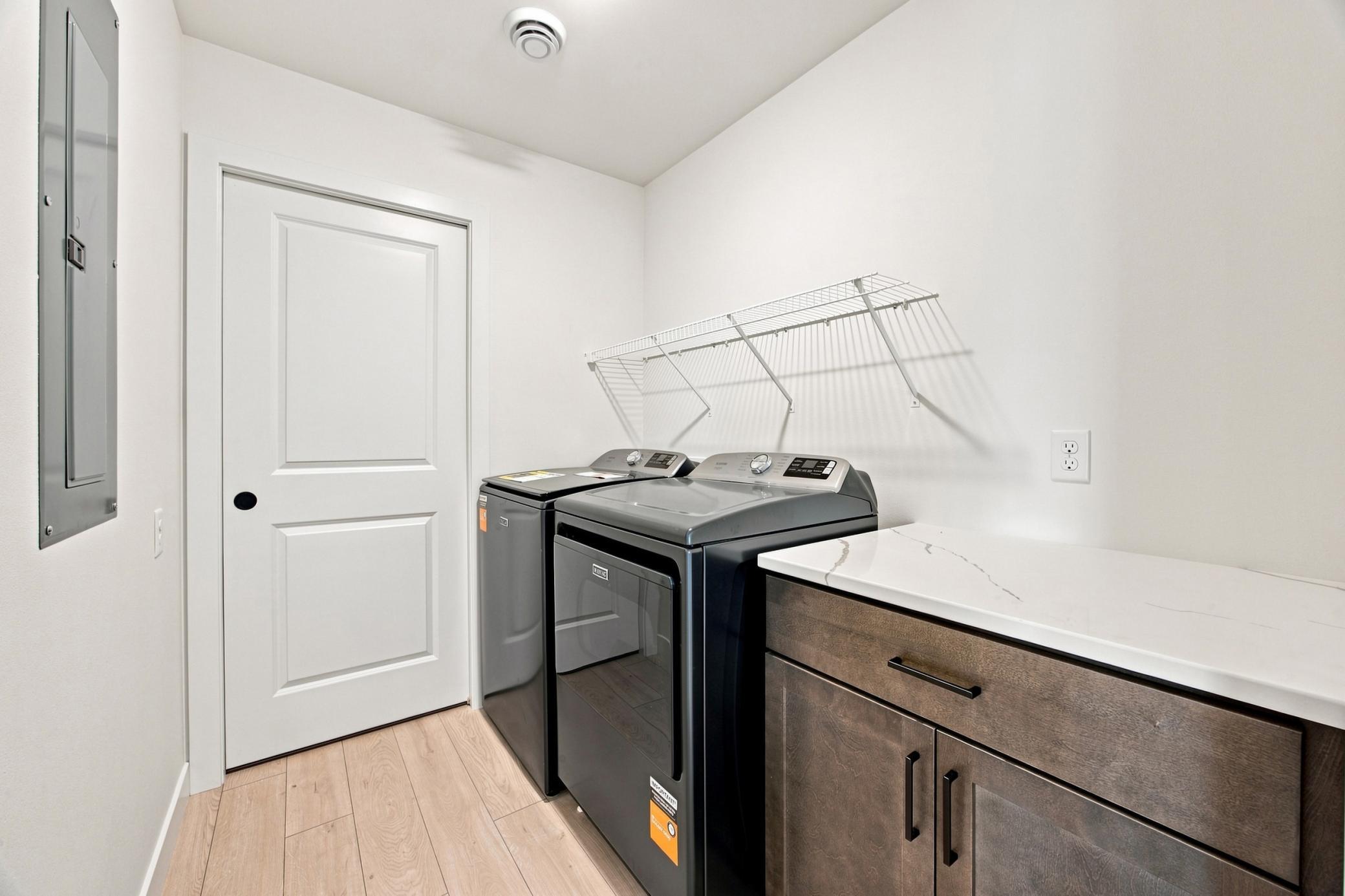 2025 single family home for sale at 6281 86th Avenue S in Horace, ND — 3 bed, 3 bath (photo 27 of 38)