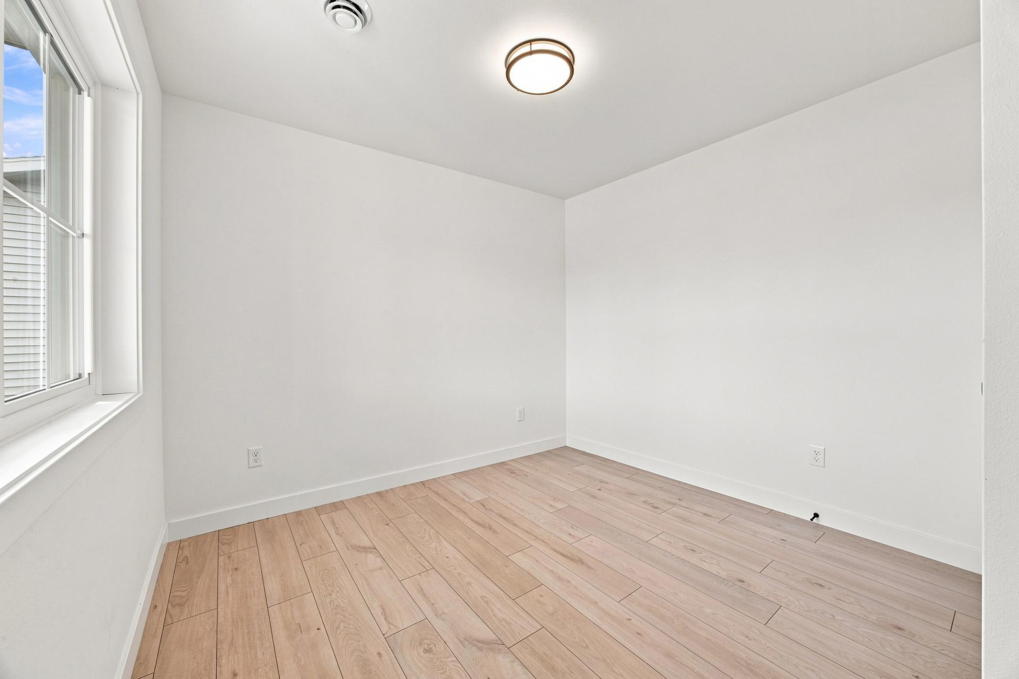 2025 single family home for sale at 6281 86th Avenue S in Horace, ND — 3 bed, 3 bath (photo 26 of 39)