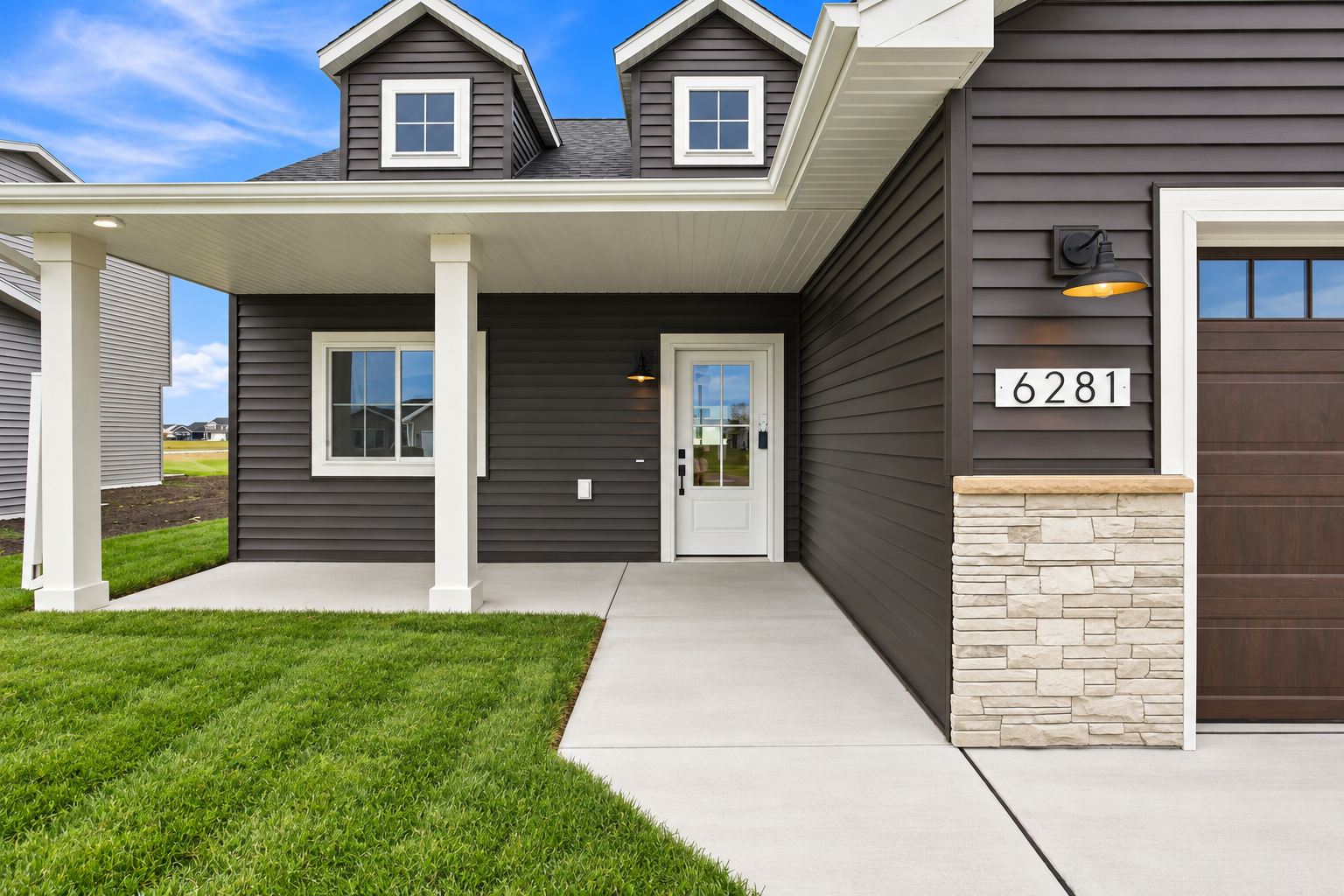 2025 single family home for sale at 6281 86th Avenue S in Horace, ND — 3 bed, 3 bath (photo 5 of 39)
