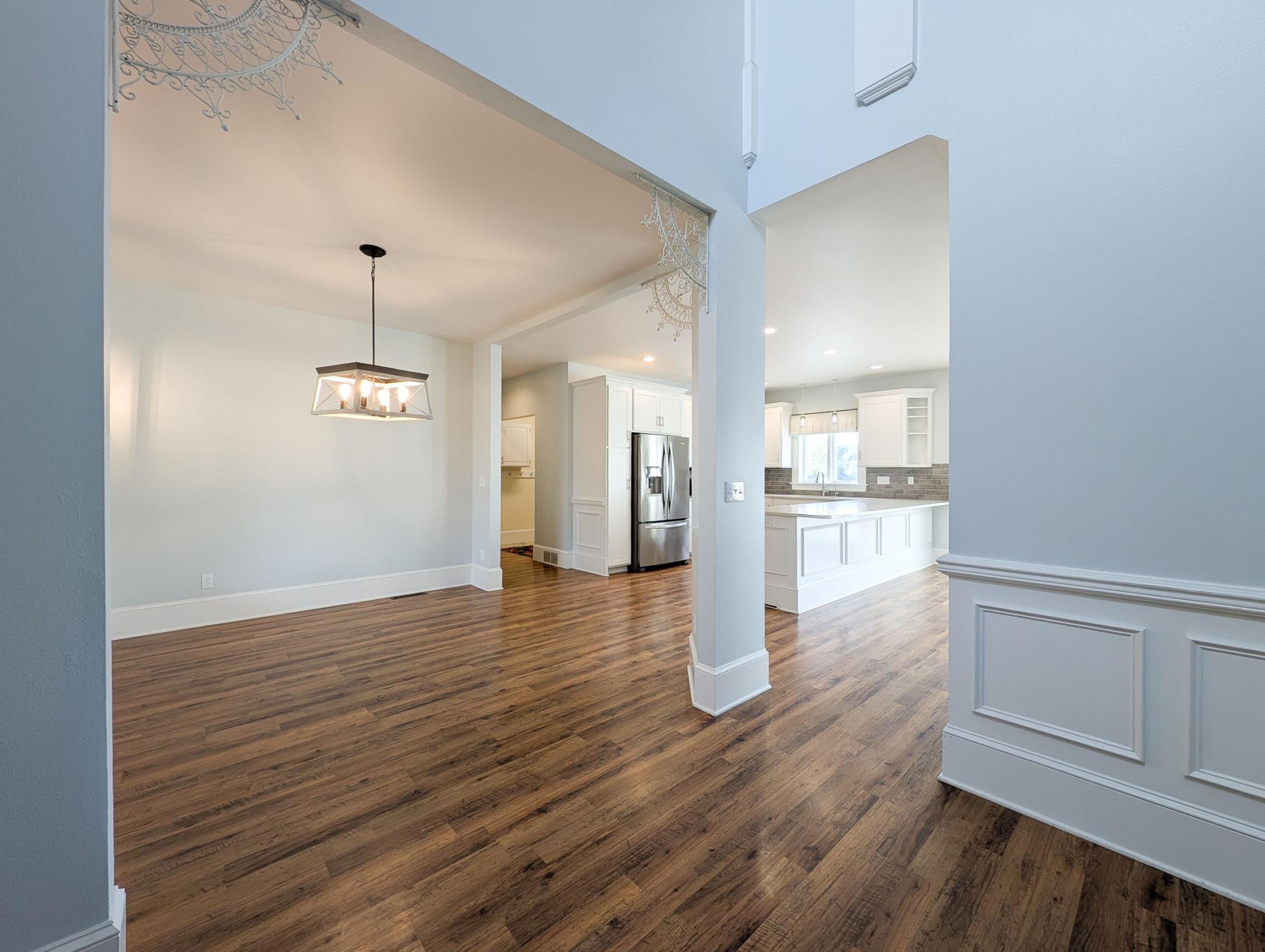2005 single family home for sale at 210 Hackberry Court in Kindred, ND — 9 bed, 4 bath (photo 15 of 81)
