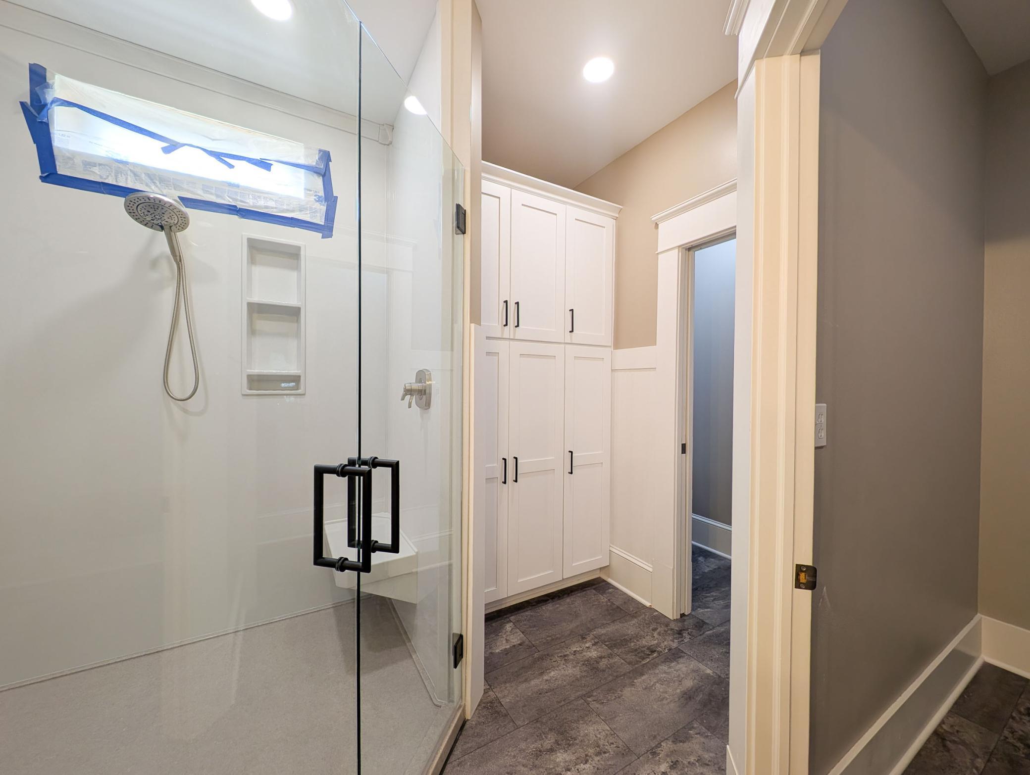2005 single family home for sale at 210 Hackberry Court in Kindred, ND — 9 bed, 4 bath (photo 28 of 81)