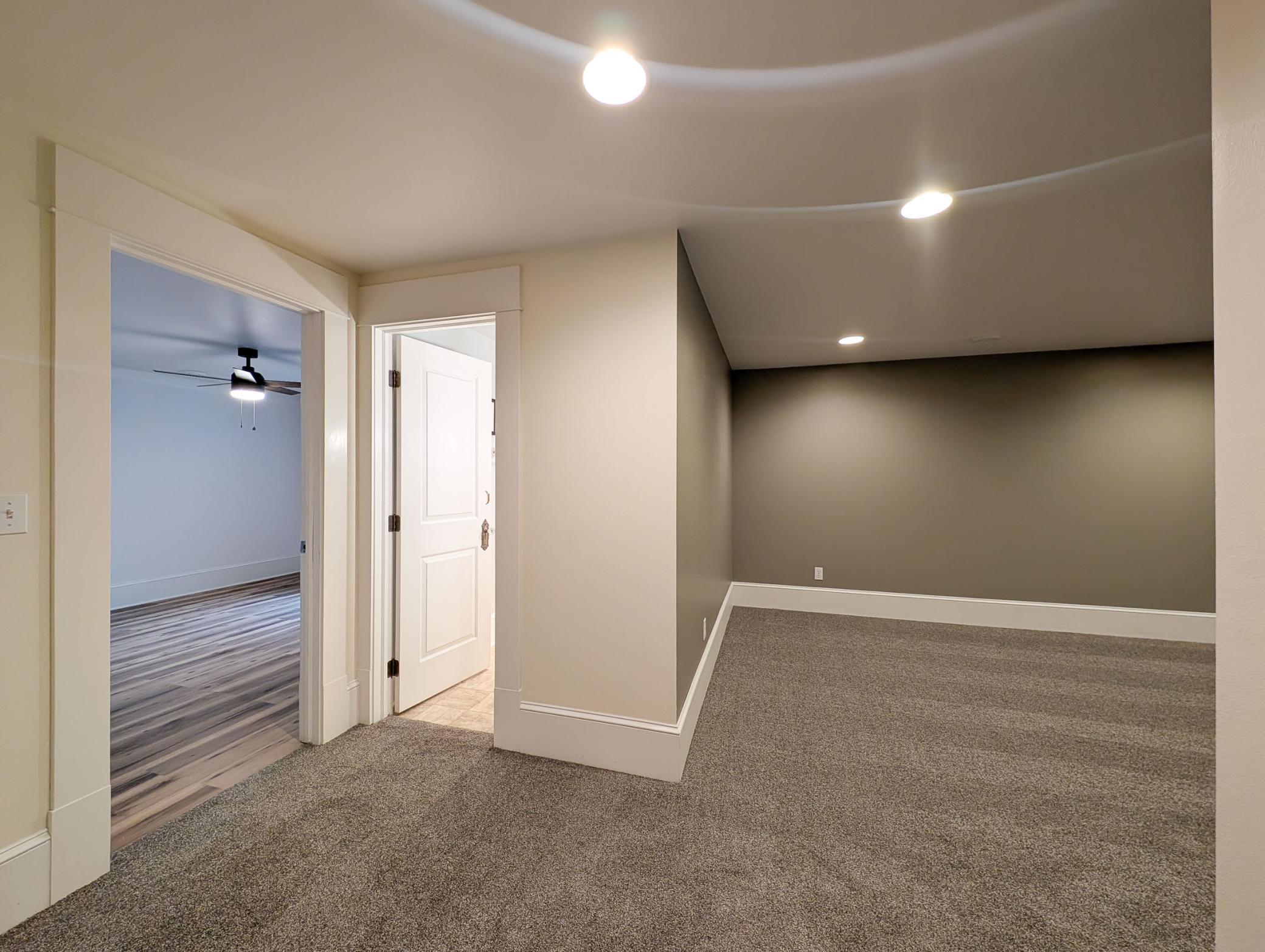 2005 single family home for sale at 210 Hackberry Court in Kindred, ND — 9 bed, 4 bath (photo 69 of 81)