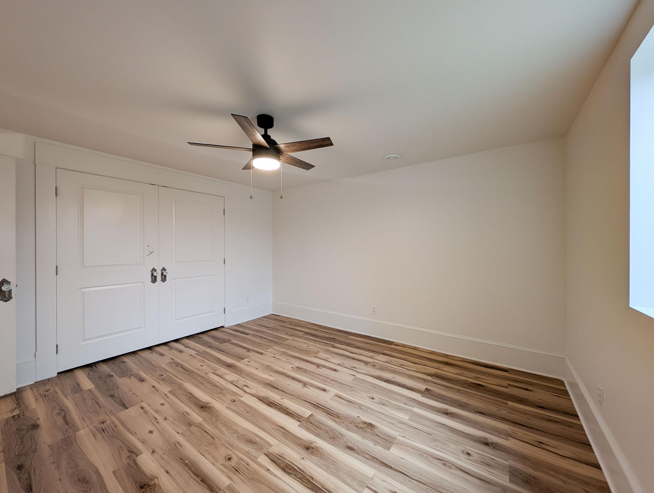 2005 single family home for sale at 210 Hackberry Court in Kindred, ND — 9 bed, 4 bath (photo 71 of 81)