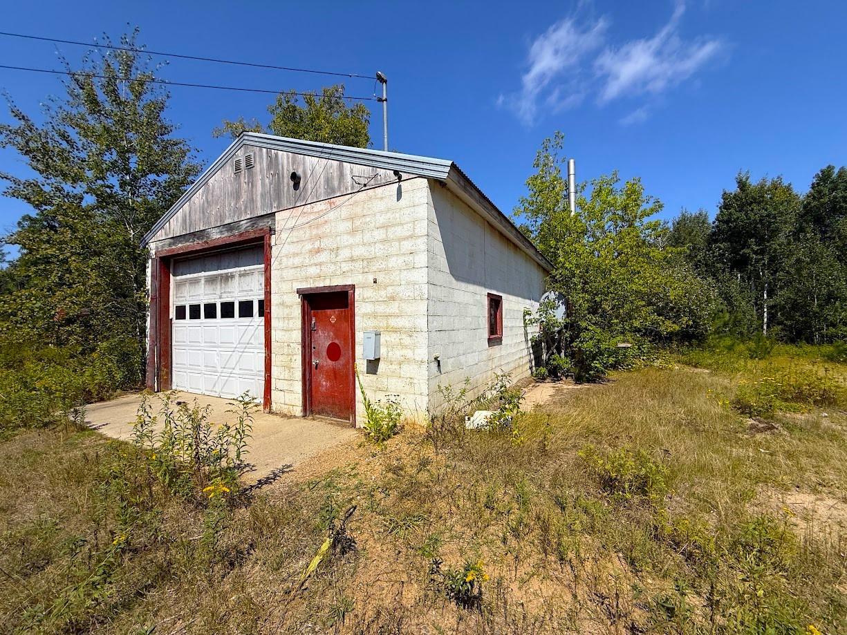 1970 single family home for sale at 10082 Legionville Road in Brainerd, MN — 3 bed, 1 bath (photo 14 of 28)