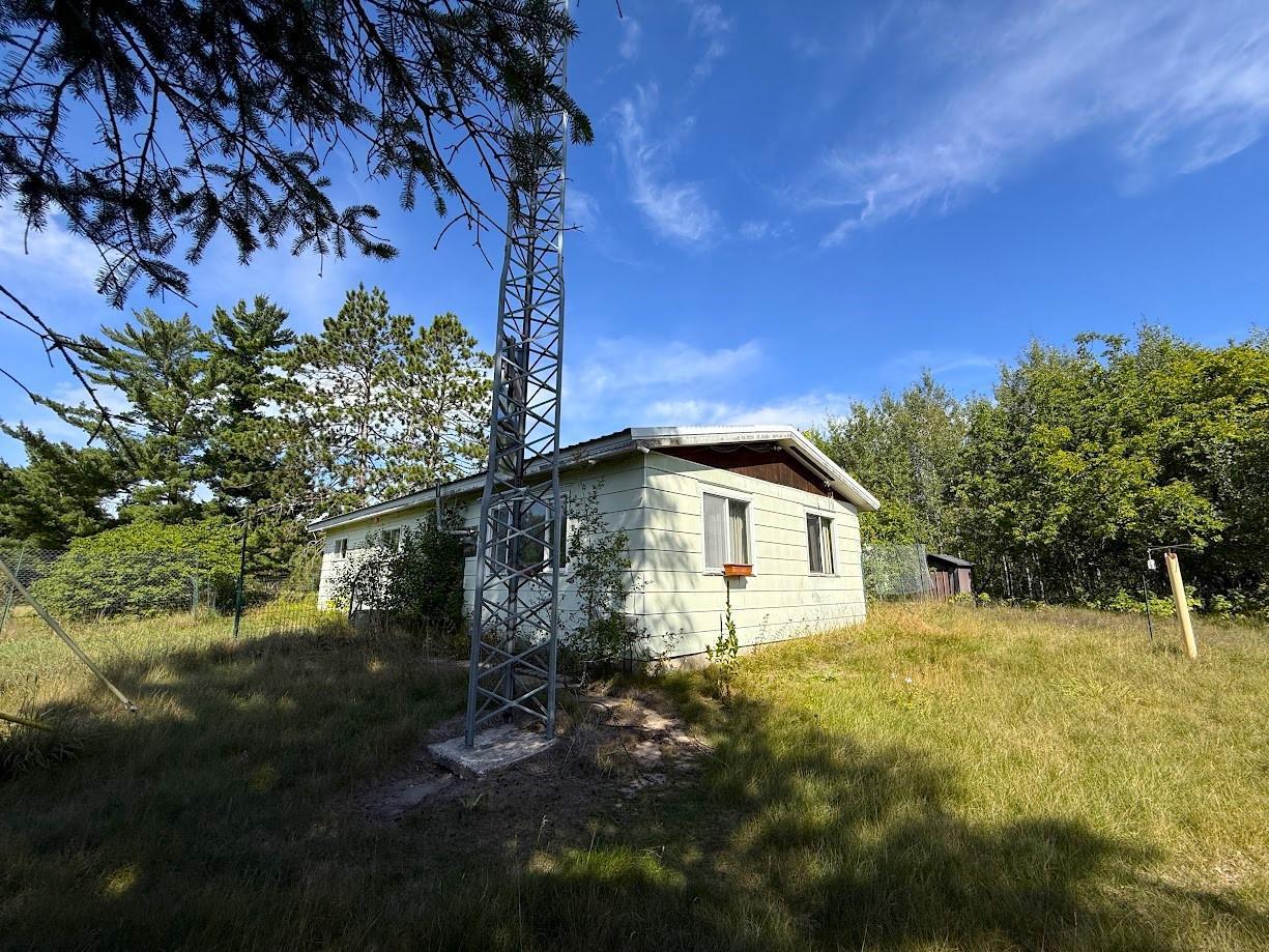 1970 single family home for sale at 10082 Legionville Road in Brainerd, MN — 3 bed, 1 bath (photo 7 of 28)