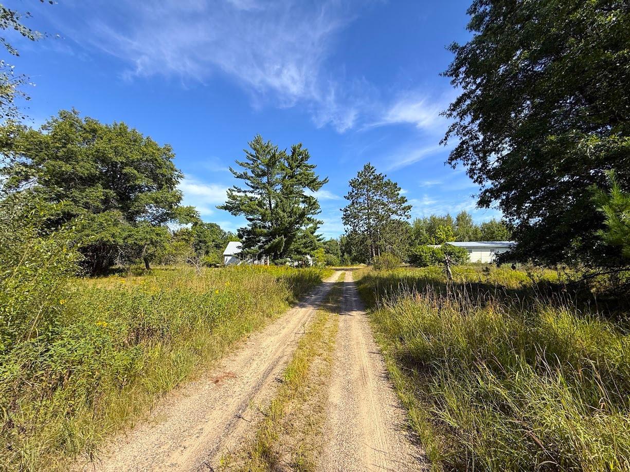 1970 single family home for sale at 10082 Legionville Road in Brainerd, MN — 3 bed, 1 bath (photo 9 of 28)