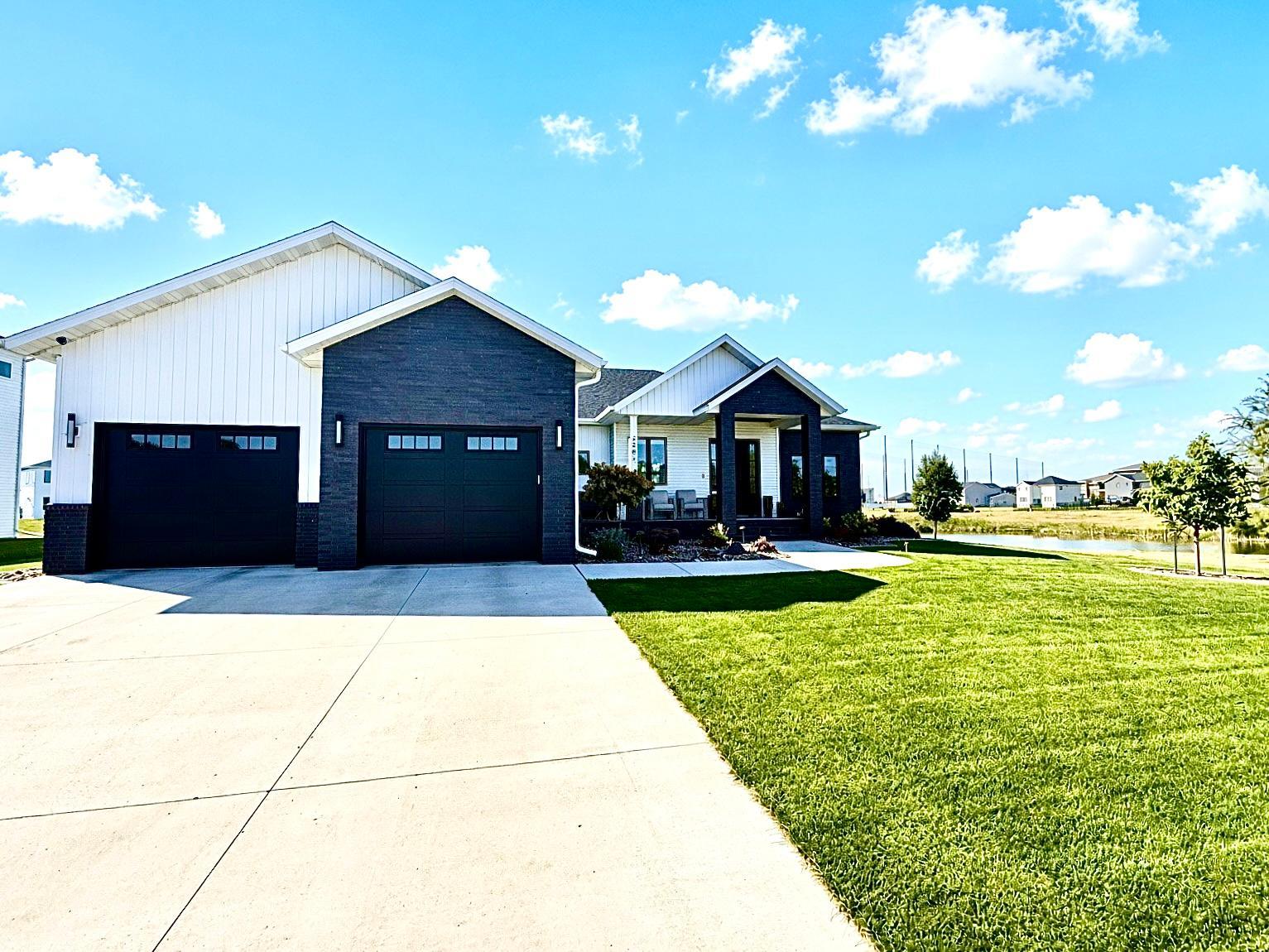 2021 single family home for sale at 3282 47th Avenue S in Fargo, ND — 4 bed, 3 bath (photo 57 of 57)