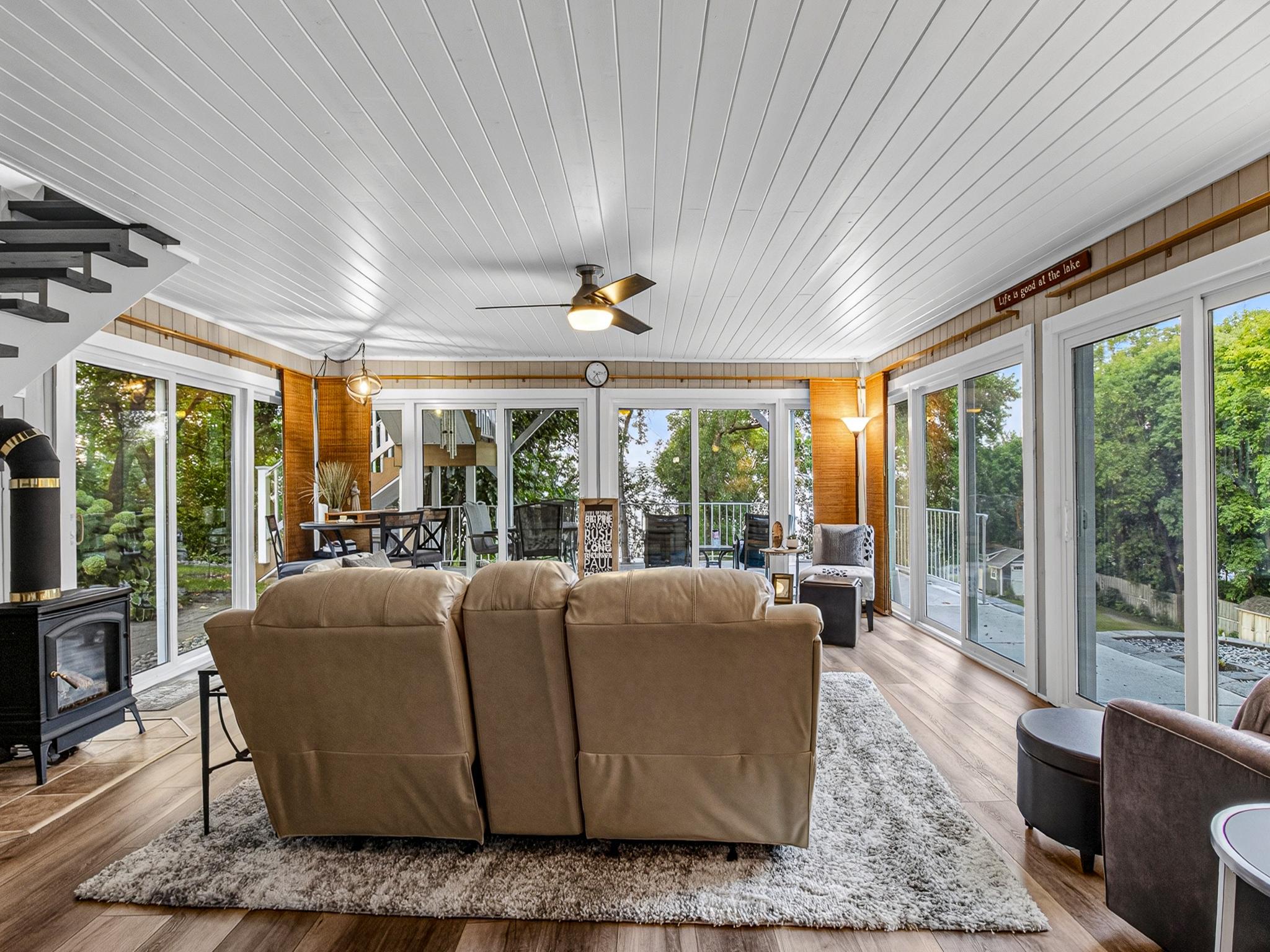 1981 single family home for sale at 46360 Grand View Dr in Perham, MN — 4 bed, 2 bath (photo 12 of 67)
