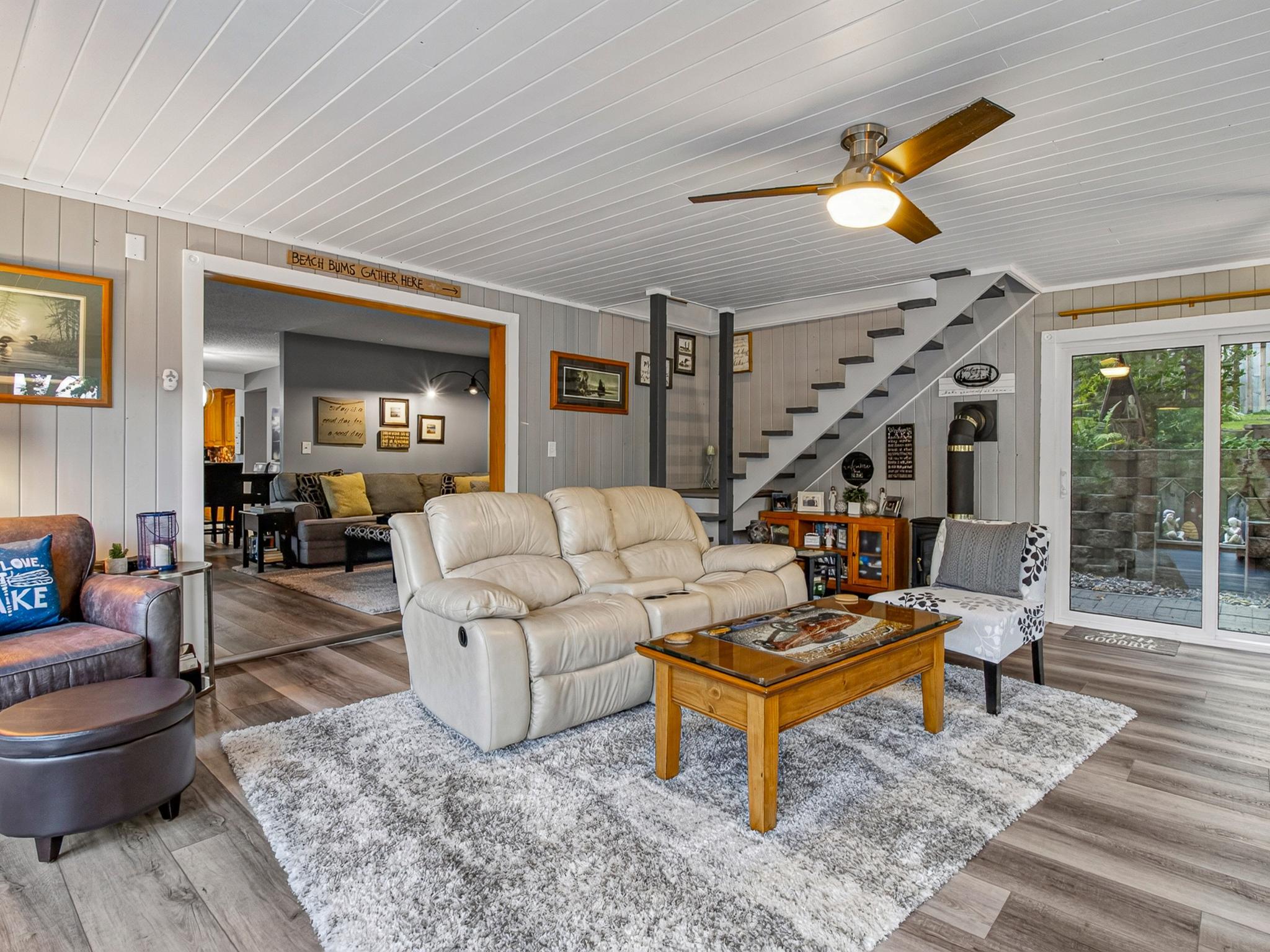 1981 single family home for sale at 46360 Grand View Dr in Perham, MN — 4 bed, 2 bath (photo 14 of 67)
