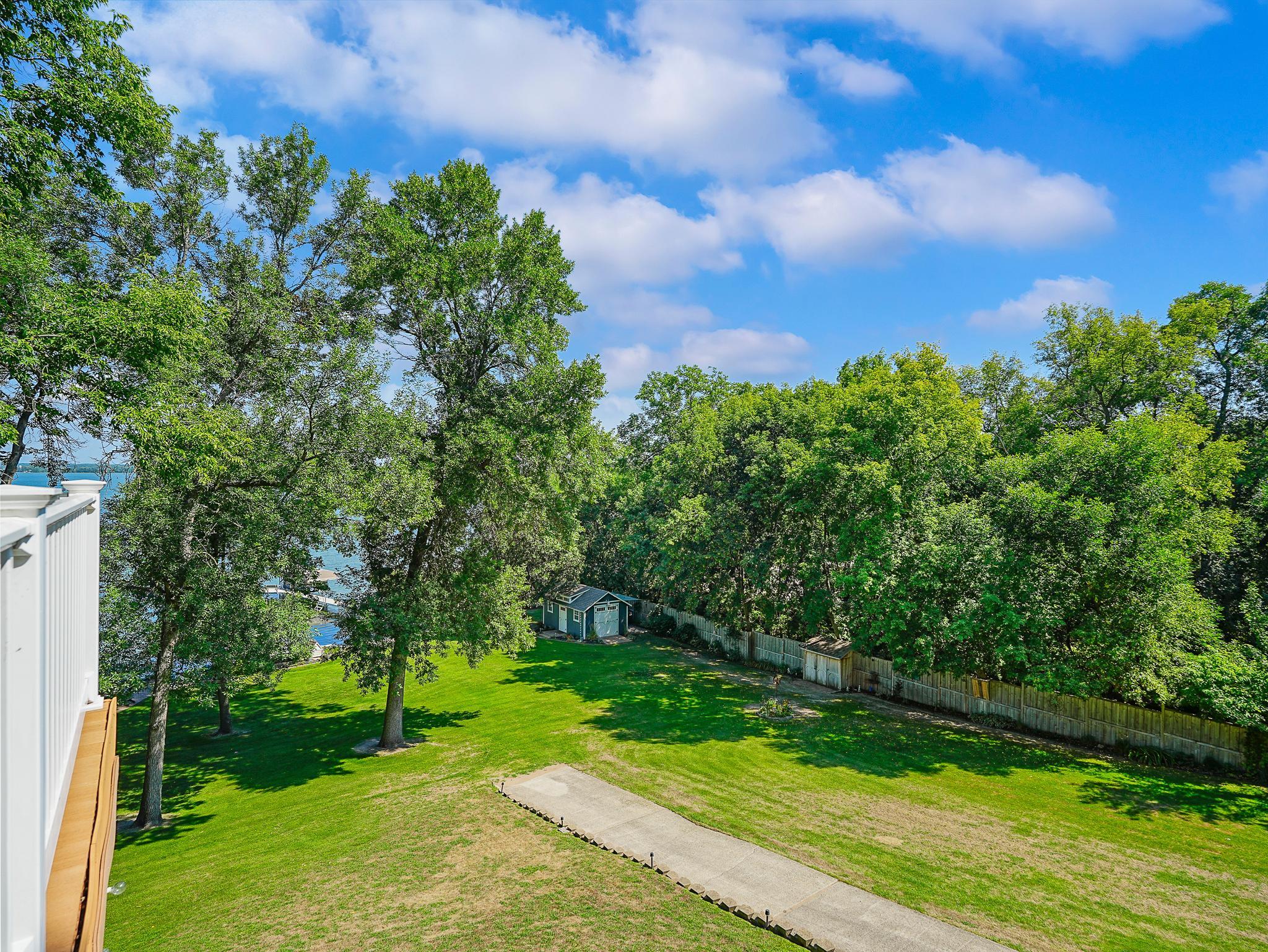 1981 single family home for sale at 46360 Grand View Dr in Perham, MN — 4 bed, 2 bath (photo 20 of 67)