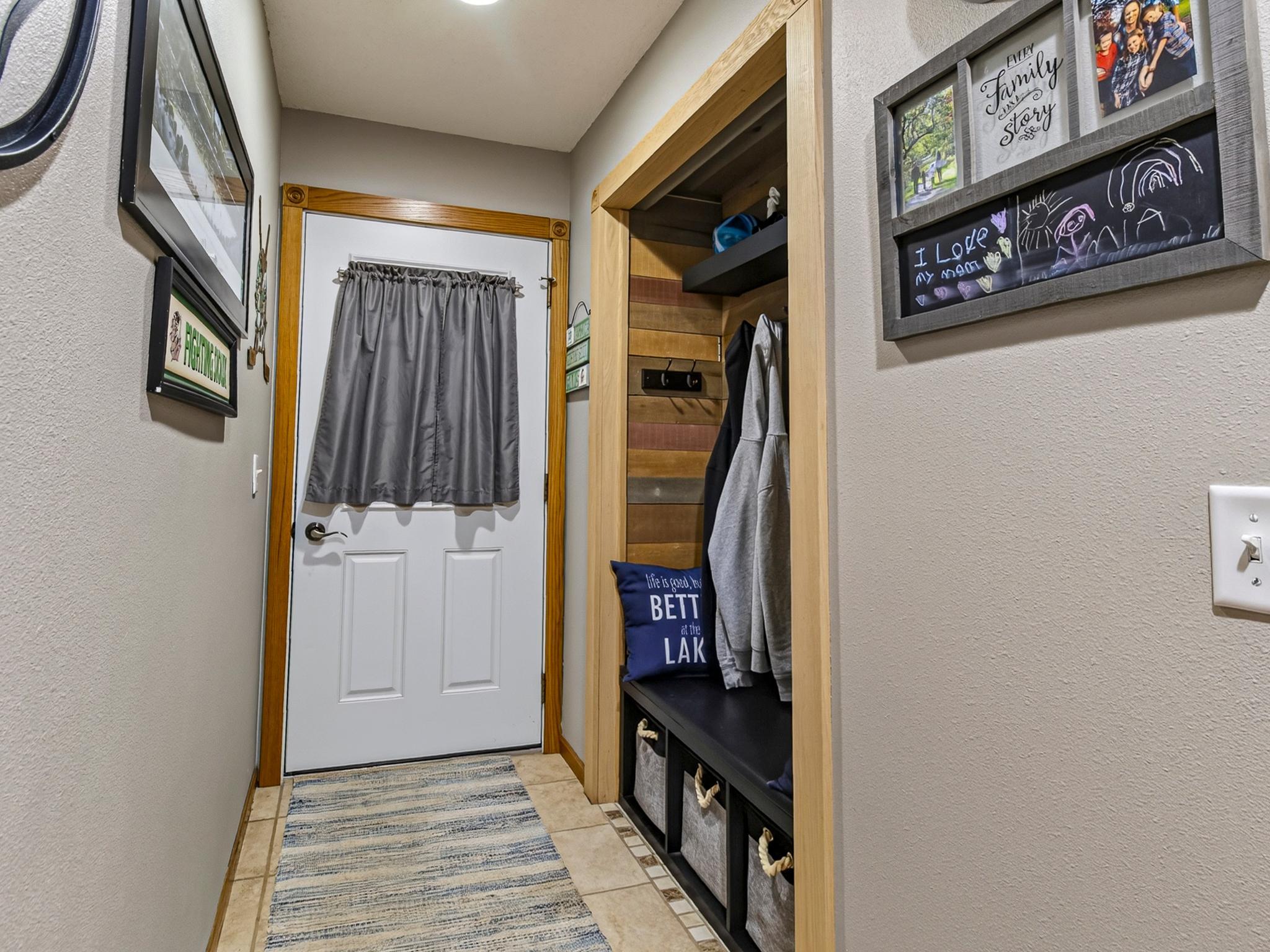 1981 single family home for sale at 46360 Grand View Dr in Perham, MN — 4 bed, 2 bath (photo 37 of 67)