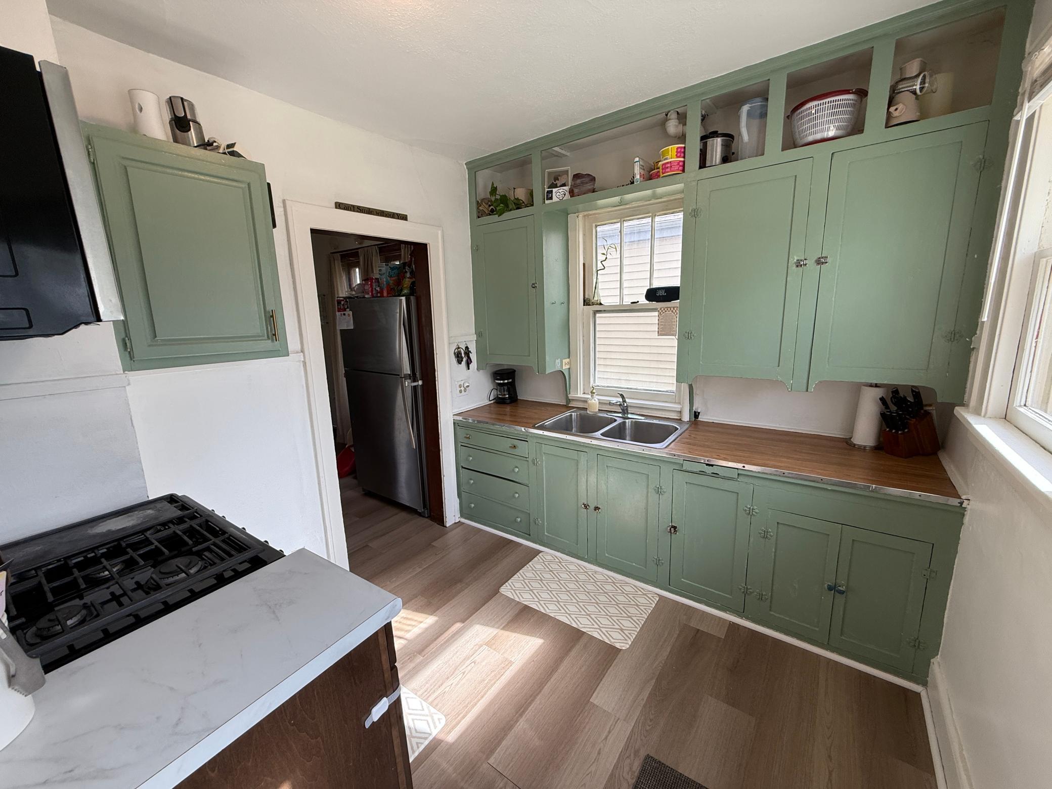 1915 single family home for sale at 1136 West Avenue in Detroit Lakes, MN — 2 bed, 2 bath (photo 13 of 29)