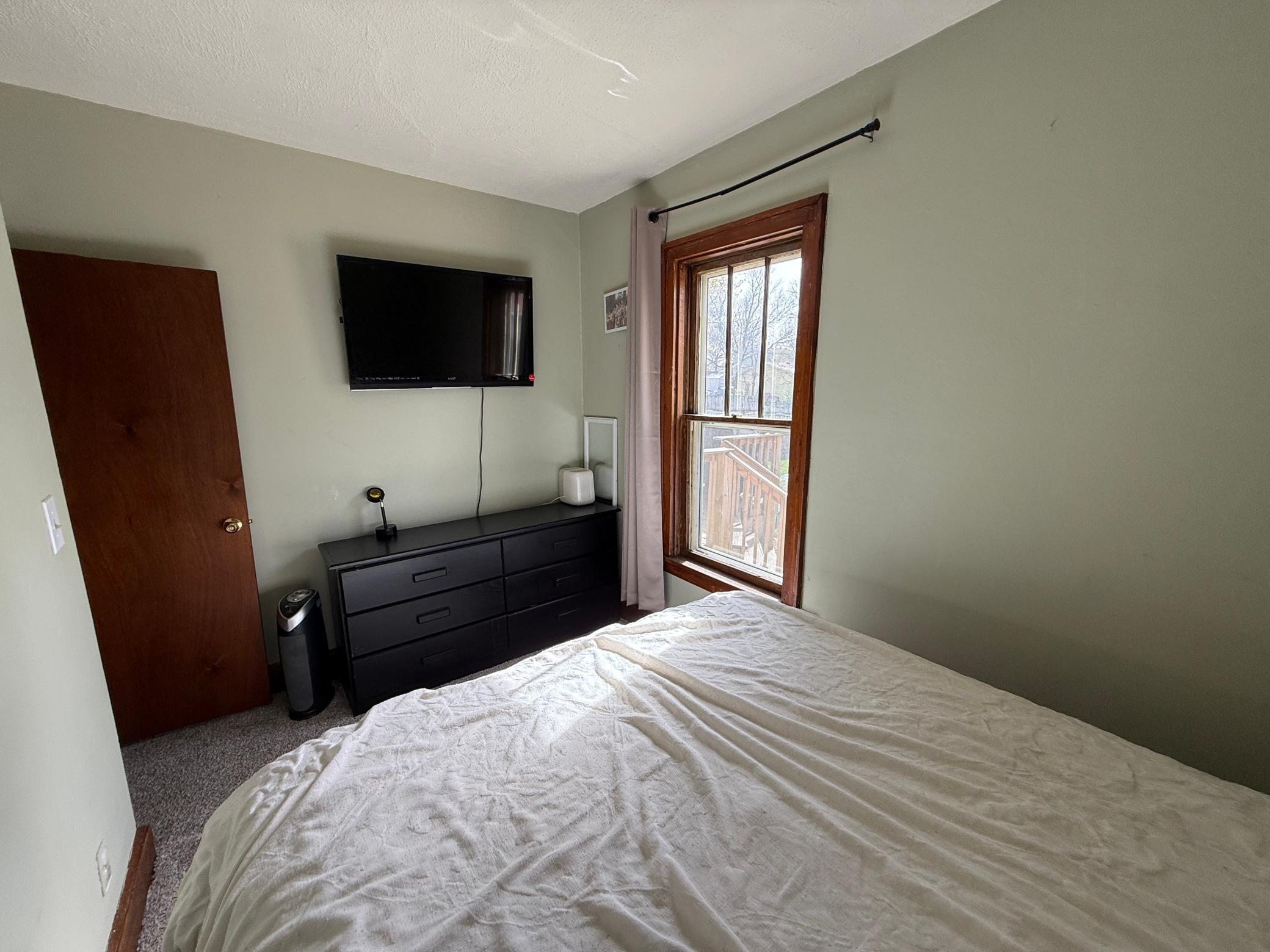1915 single family home for sale at 1136 West Avenue in Detroit Lakes, MN — 2 bed, 2 bath (photo 20 of 29)