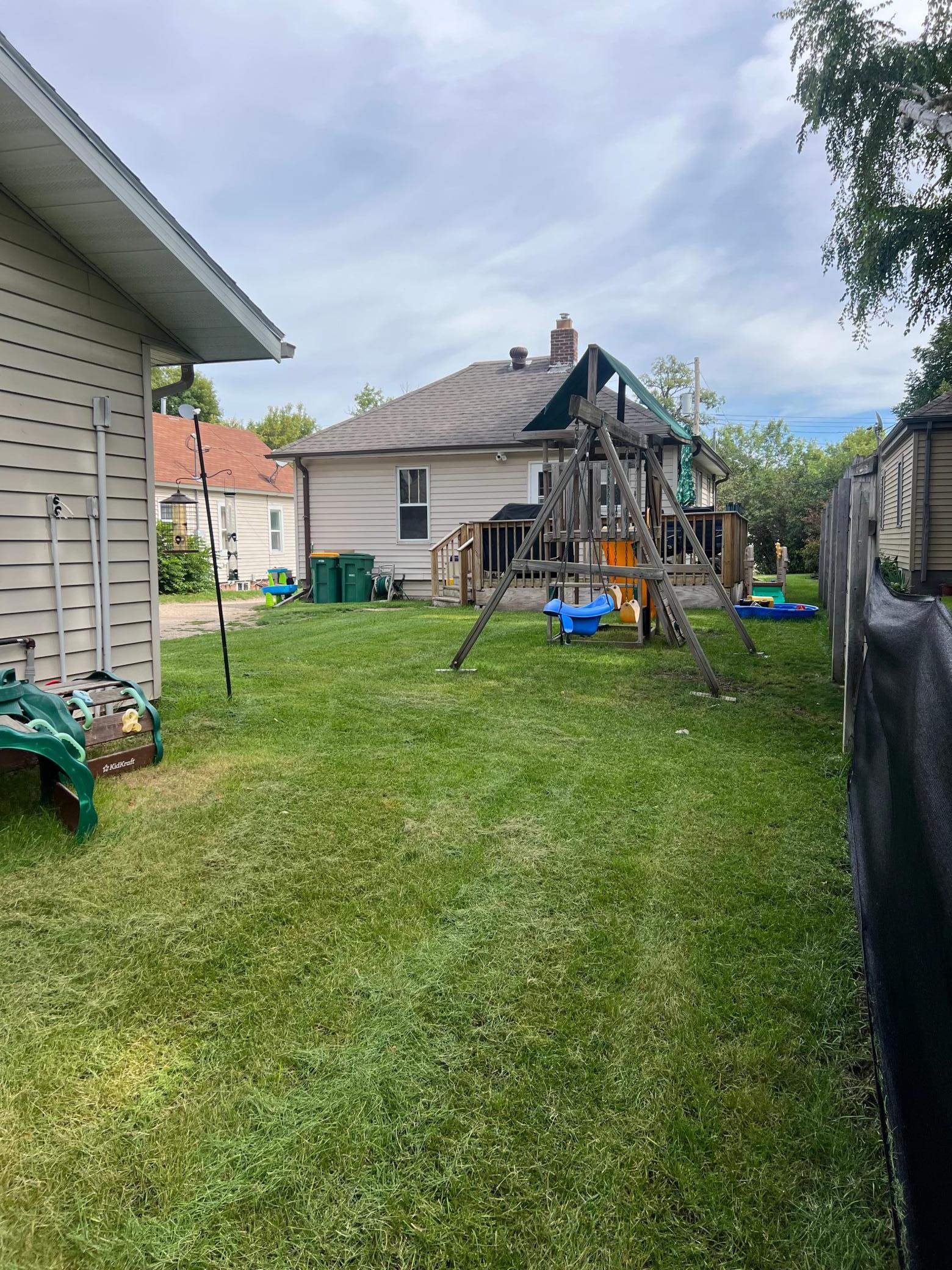 1915 single family home for sale at 1136 West Avenue in Detroit Lakes, MN — 2 bed, 2 bath (photo 3 of 29)