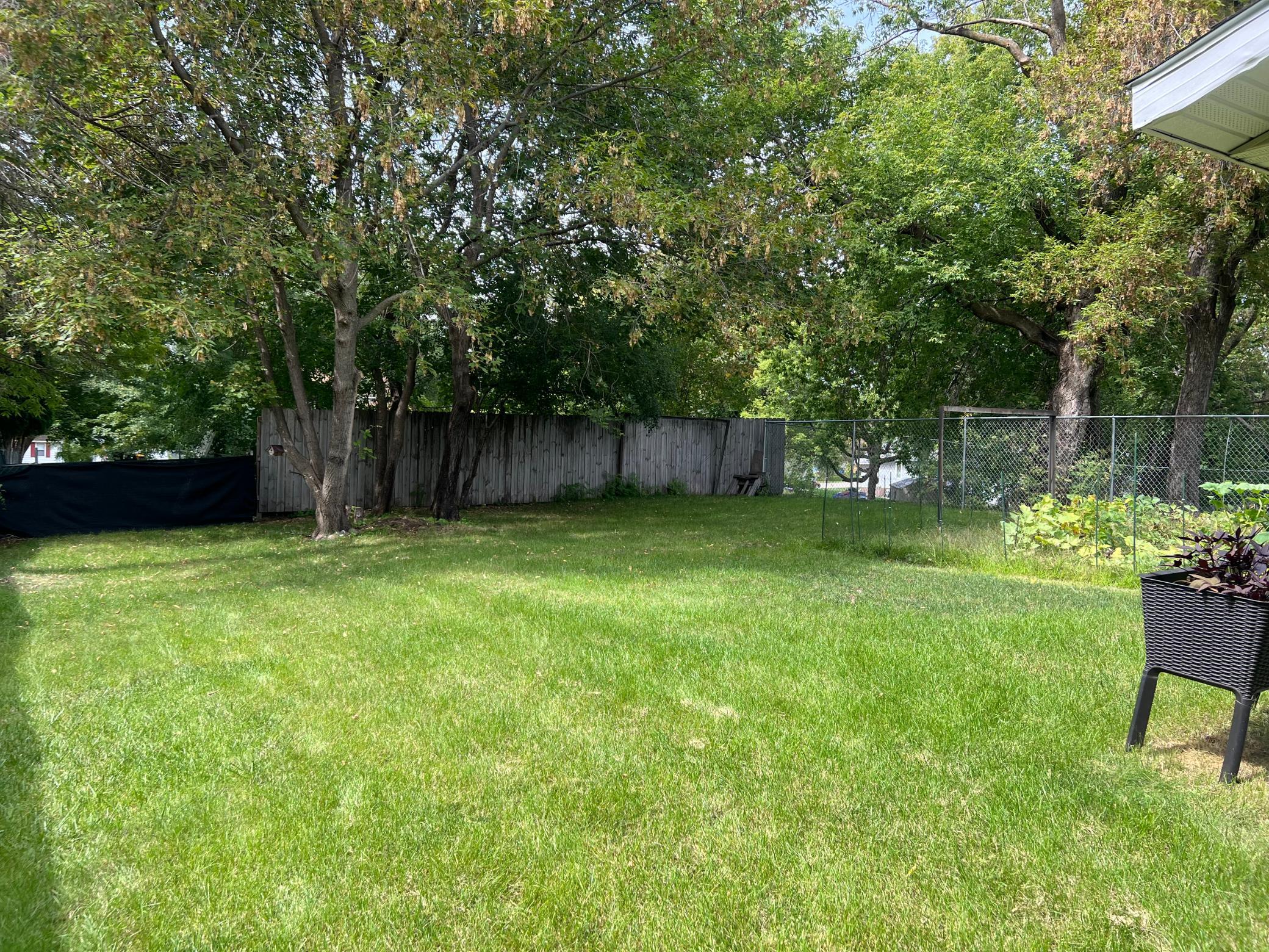 1915 single family home for sale at 1136 West Avenue in Detroit Lakes, MN — 2 bed, 2 bath (photo 4 of 29)