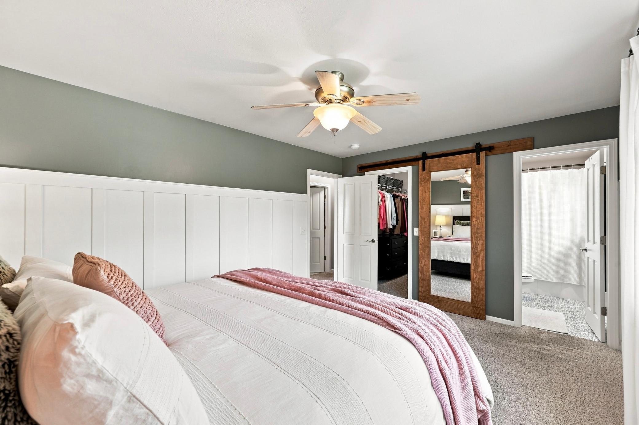 2006 single family home for sale at 30860 Carefree Lane in Frazee, MN — 5 bed, 3 bath (photo 16 of 39)