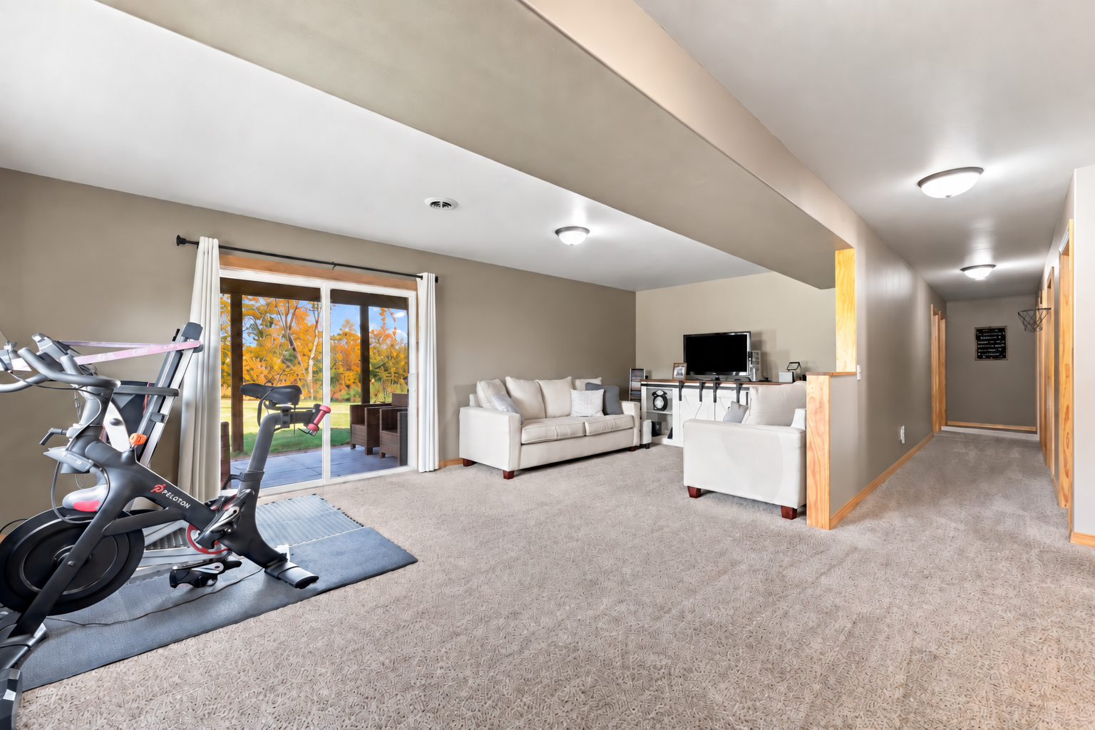 2006 single family home for sale at 30860 Carefree Lane in Detroit Lakes, MN — 5 bed, 3 bath (photo 24 of 36)