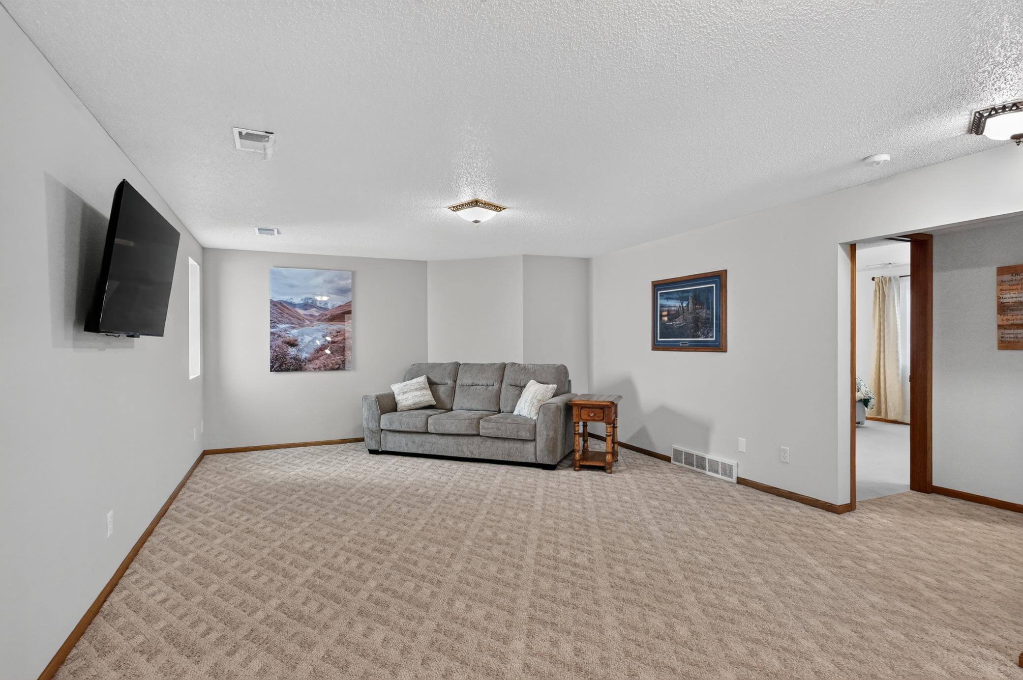 1999 single family home for sale at 1258 Westbrook Circle in Alexandria, MN — 4 bed, 3 bath (photo 26 of 42)