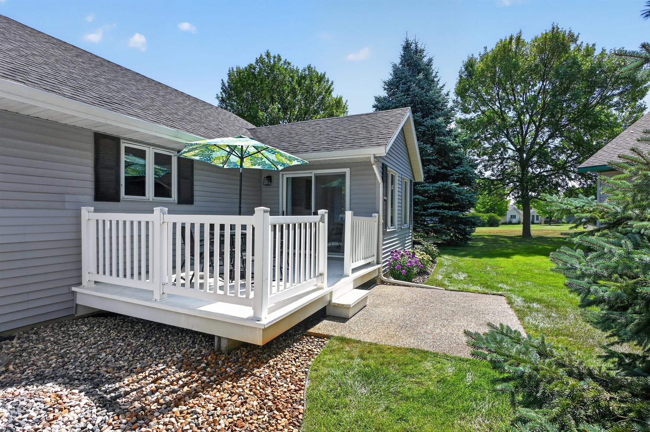 1999 single family home for sale at 1258 Westbrook Circle in Alexandria, MN — 4 bed, 3 bath (photo 4 of 42)