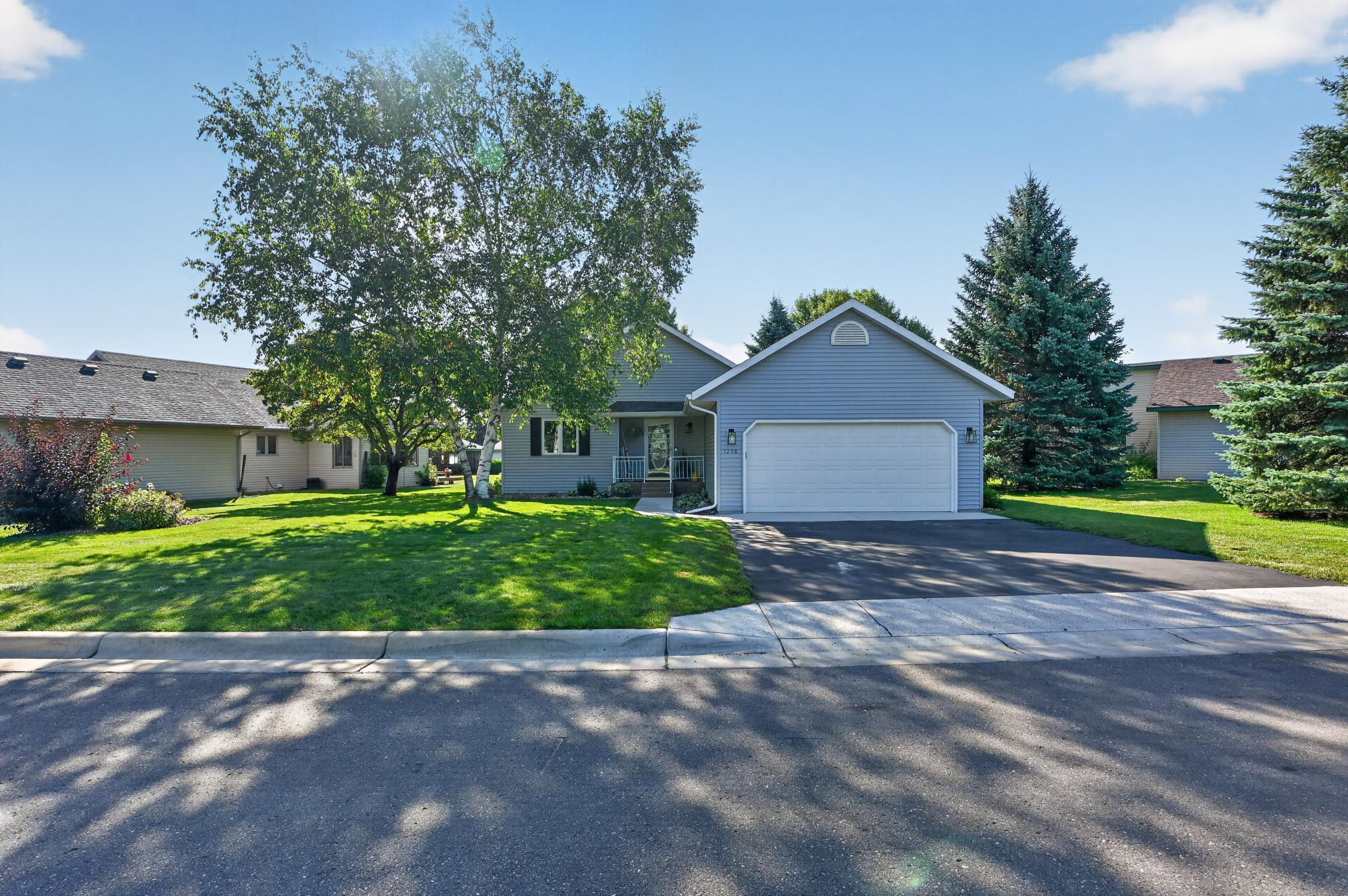 1999 single family home for sale at 1258 Westbrook Circle in Alexandria, MN — 4 bed, 3 bath (photo 31 of 42)