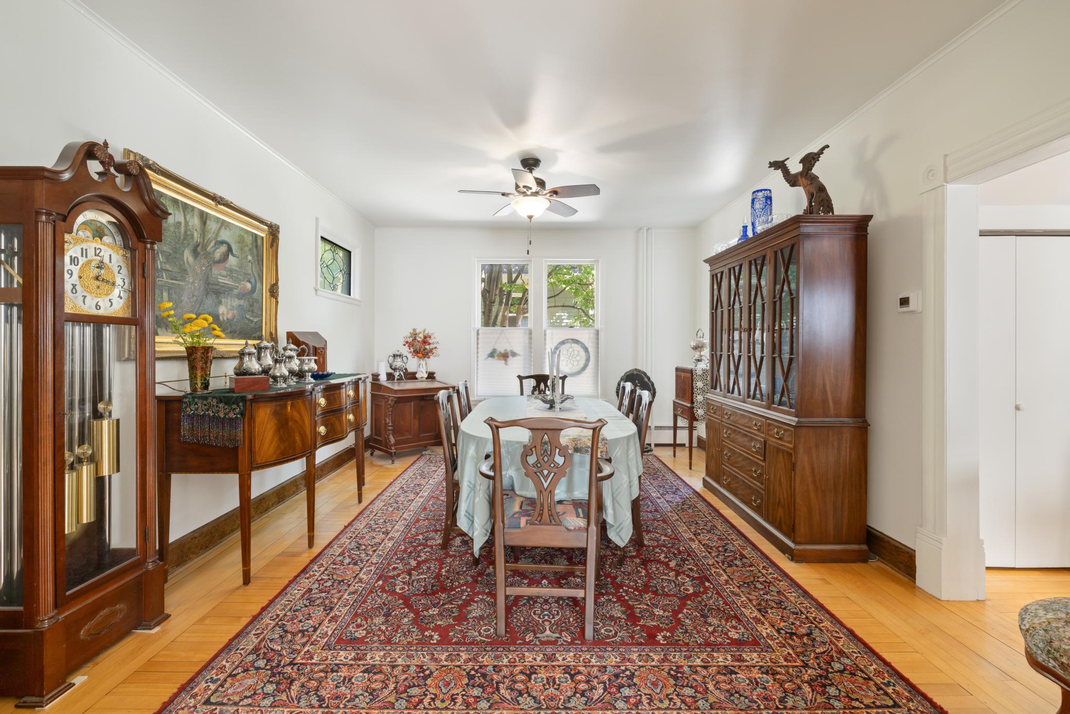 1898 single family home for sale at 911 8th Street S in Fargo, ND — 4 bed, 4 bath (photo 12 of 34)