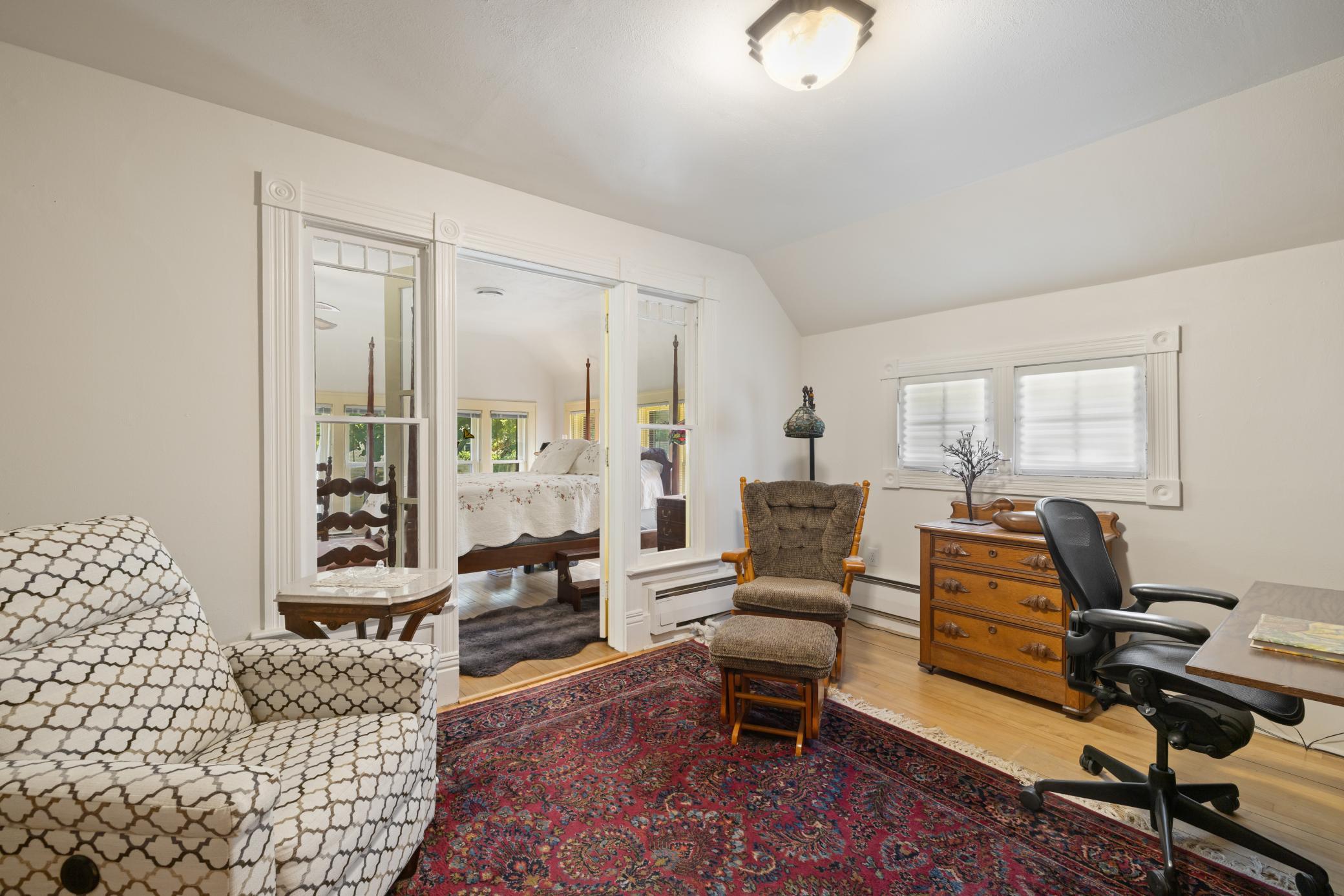 1898 single family home for sale at 911 8th Street S in Fargo, ND — 4 bed, 4 bath (photo 23 of 34)