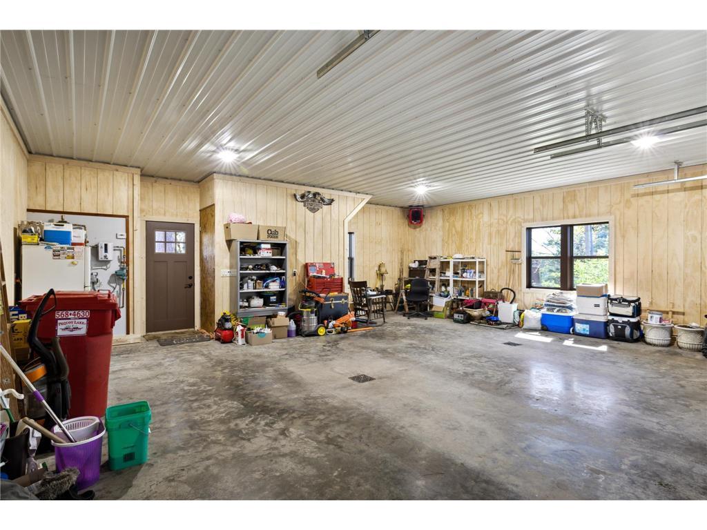 2015 single family home for sale at 29946 Pequot Boulevard in Pequot Lakes, MN — 3 bed, 3 bath (photo 19 of 24)