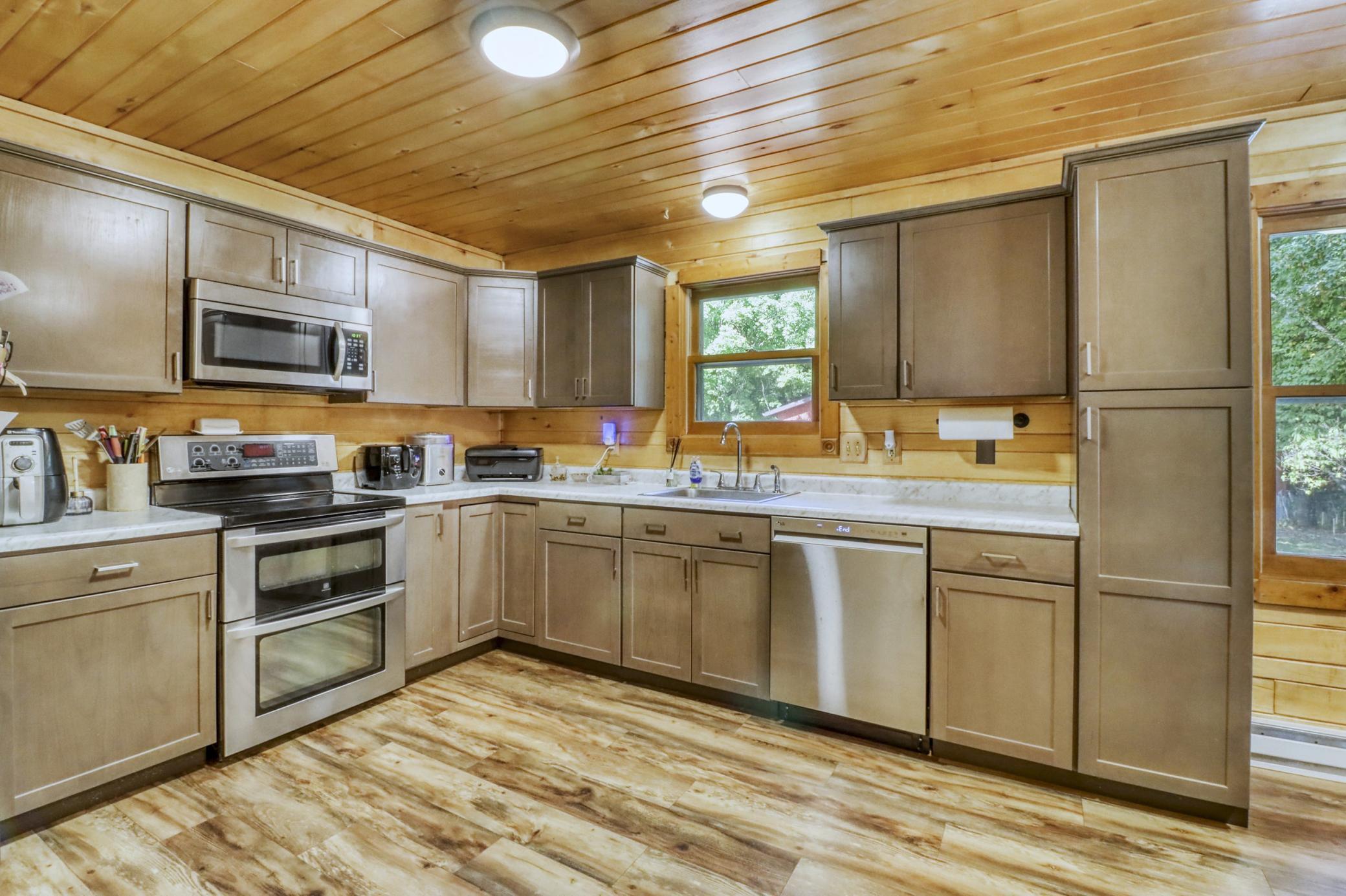 1994 single family home for sale at 28904 Tee Lake Road in Vergas, MN — 3 bed, 2 bath (photo 2 of 60)