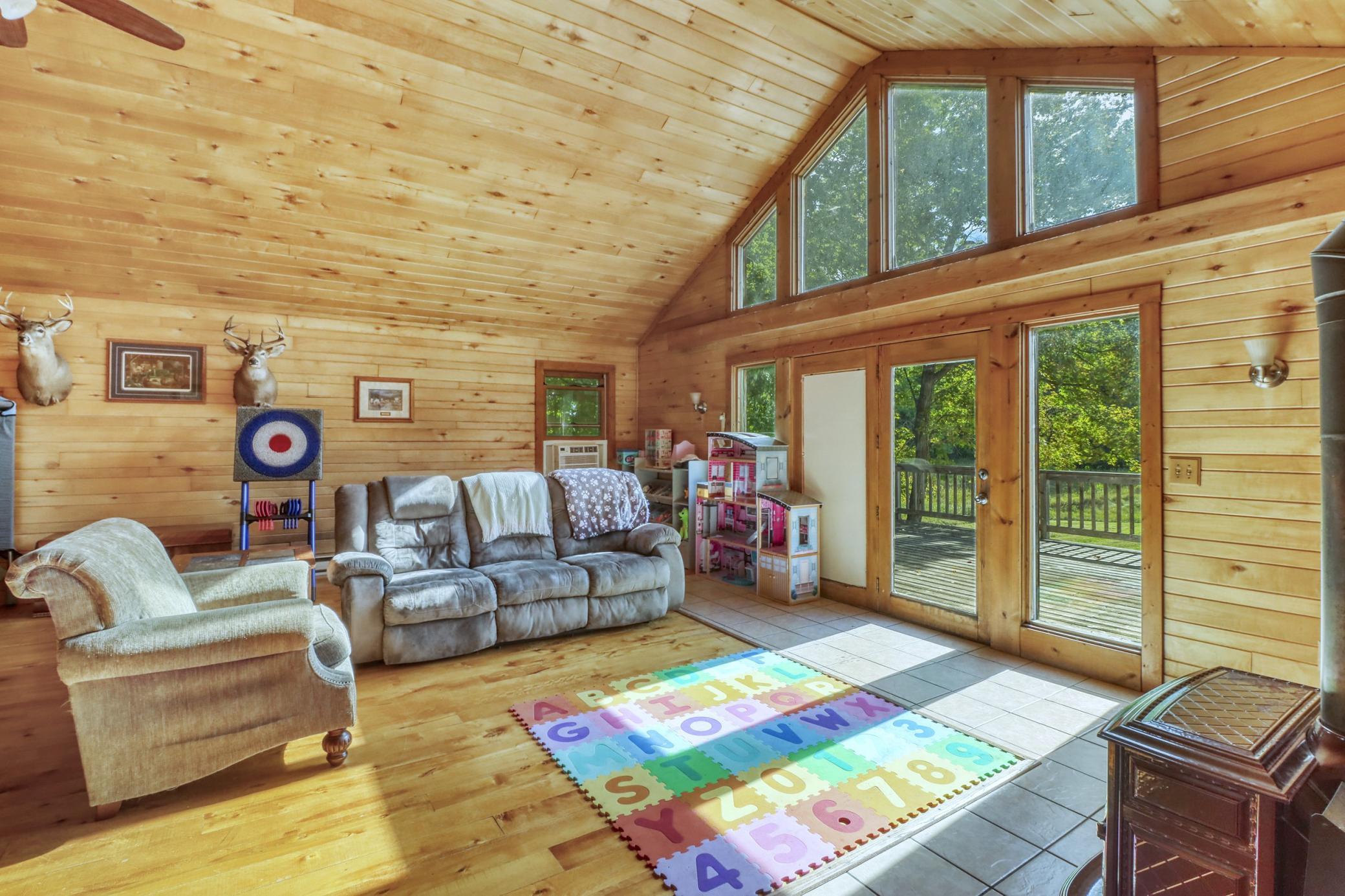 1994 single family home for sale at 28904 Tee Lake Road in Vergas, MN — 3 bed, 2 bath (photo 13 of 60)