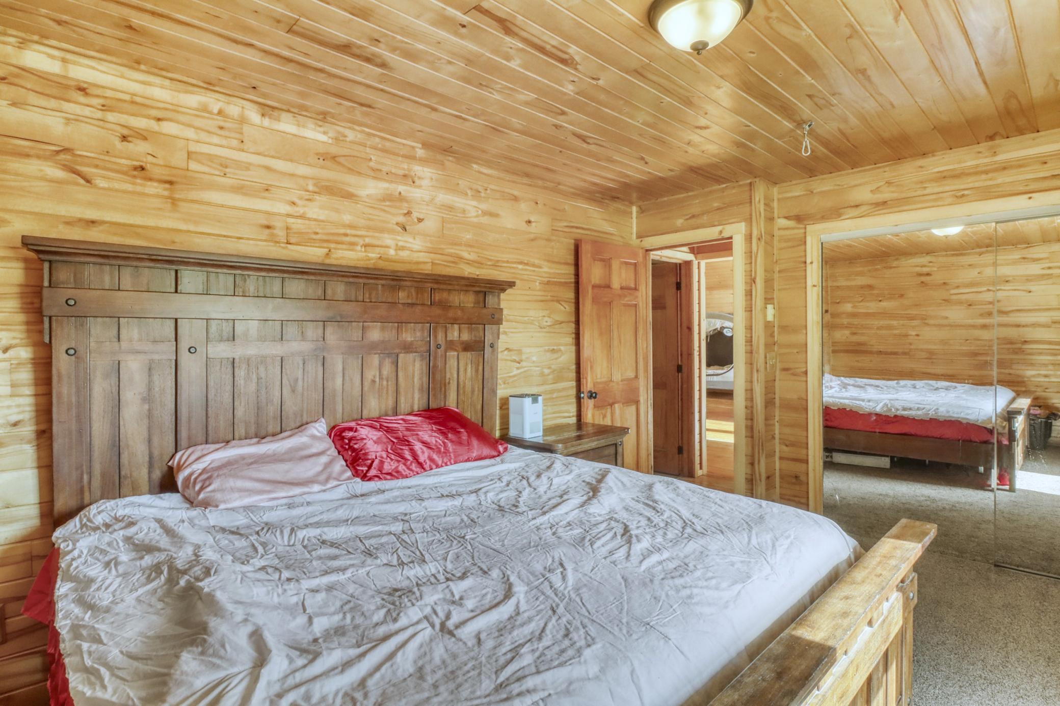 1994 single family home for sale at 28904 Tee Lake Road in Vergas, MN — 3 bed, 2 bath (photo 17 of 60)