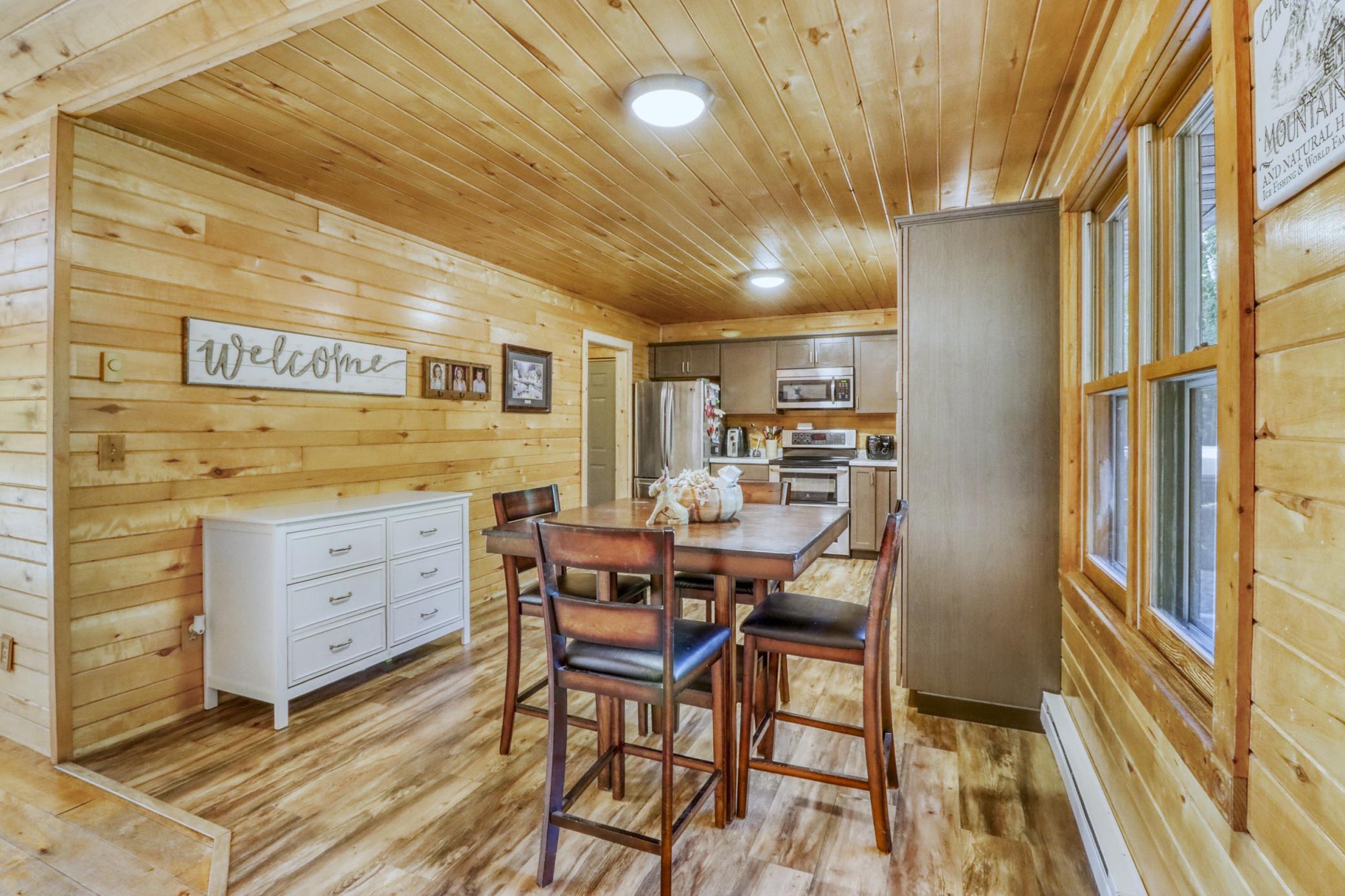 1994 single family home for sale at 28904 Tee Lake Road in Vergas, MN — 3 bed, 2 bath (photo 6 of 60)