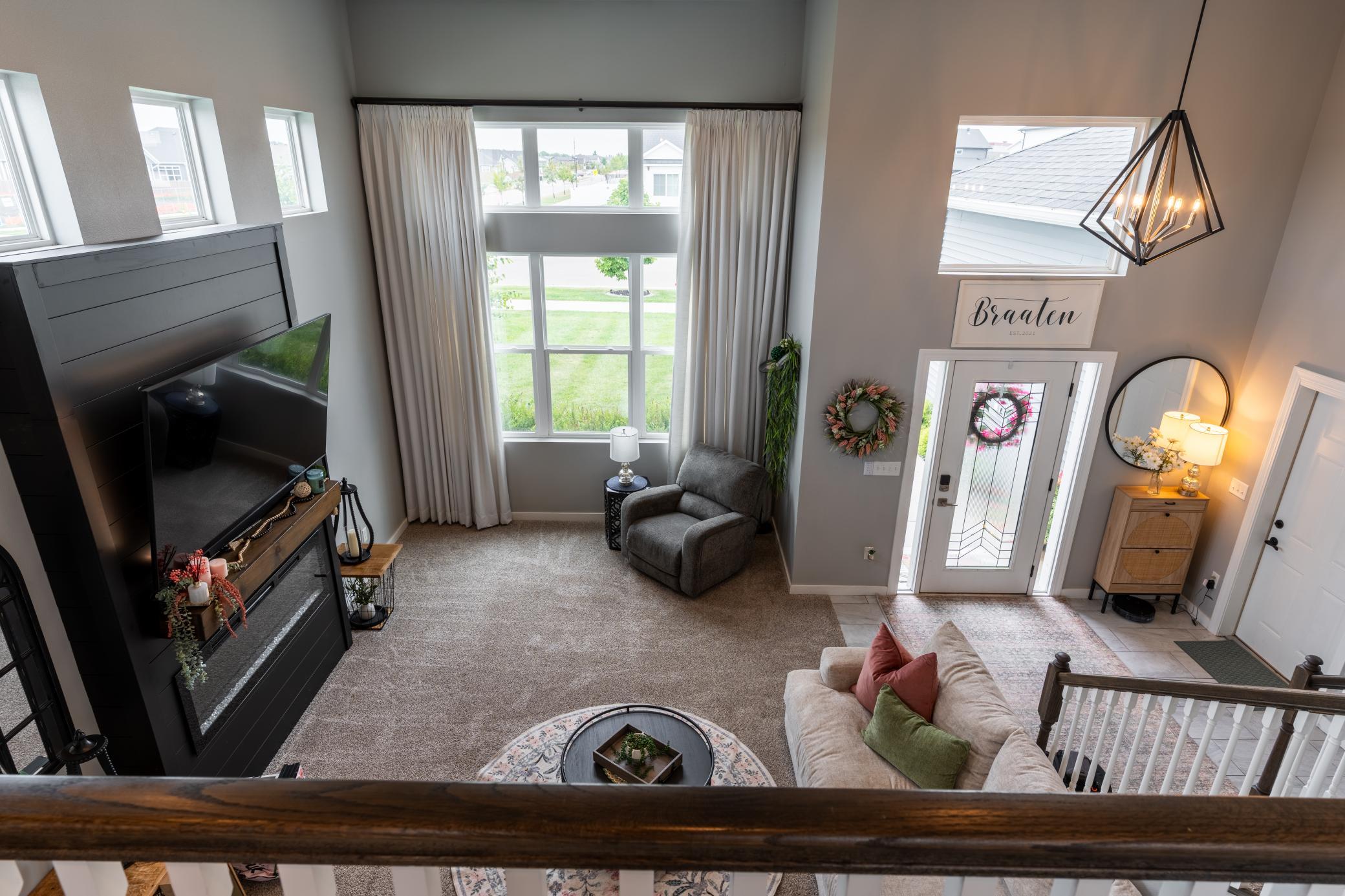 2015 single family home for sale at 902 50th Avenue W in West Fargo, ND — 5 bed, 3 bath (photo 11 of 48)