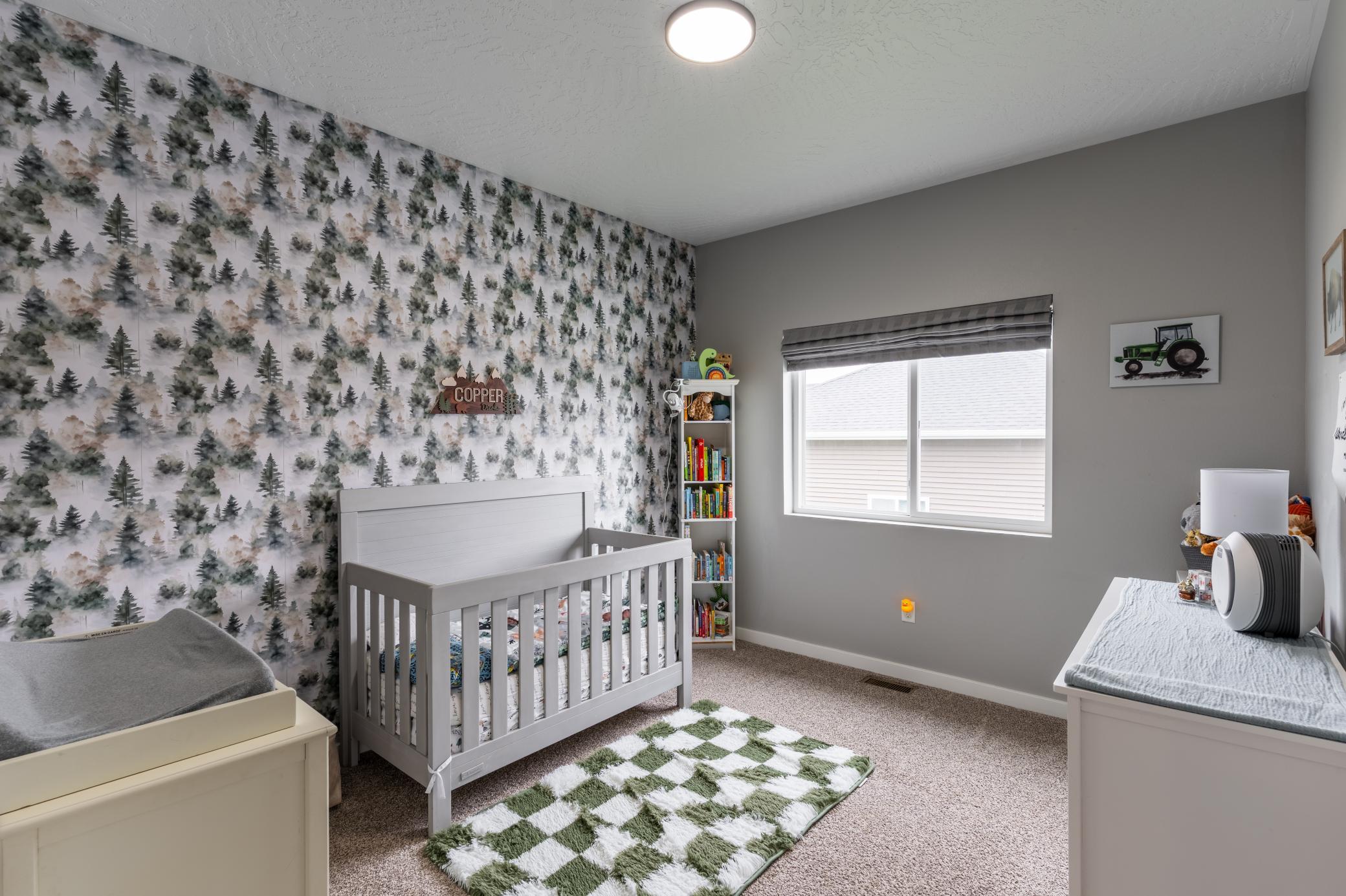 2015 single family home for sale at 902 50th Avenue W in West Fargo, ND — 5 bed, 3 bath (photo 24 of 48)