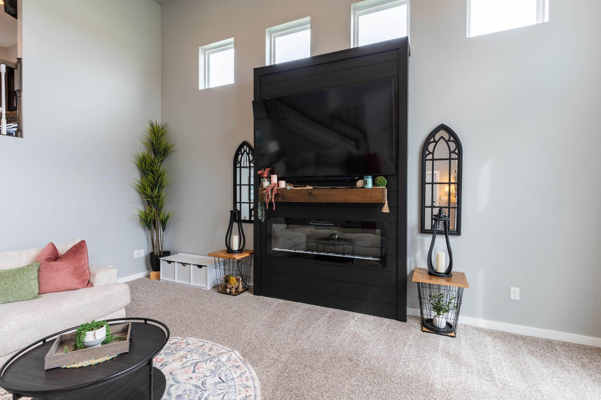 2015 single family home for sale at 902 50th Avenue W in West Fargo, ND — 5 bed, 3 bath (photo 4 of 48)