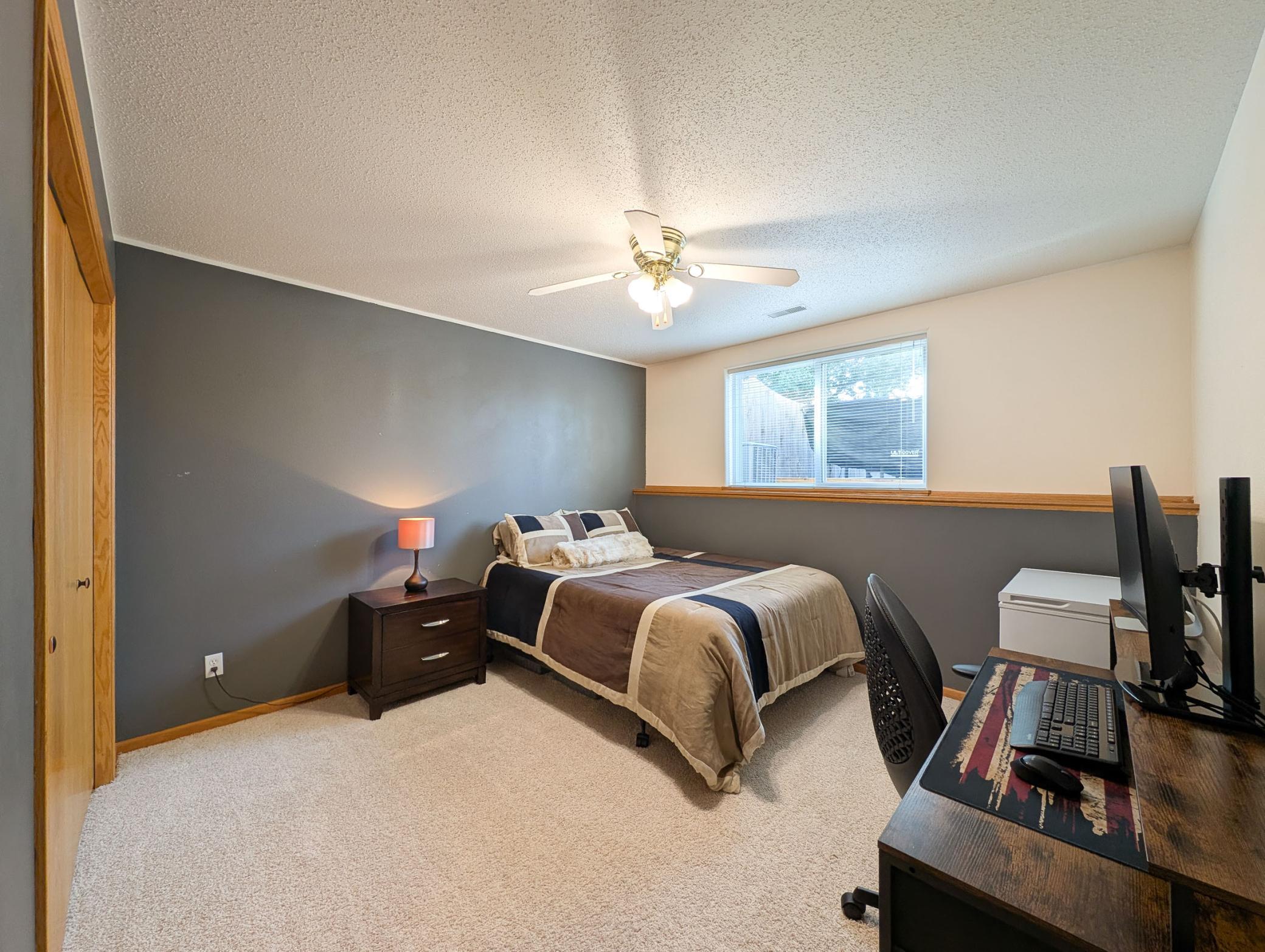 2002 twin home for sale at 707 14TH Avenue E in West Fargo, ND — 3 bed, 2 bath (photo 37 of 46)