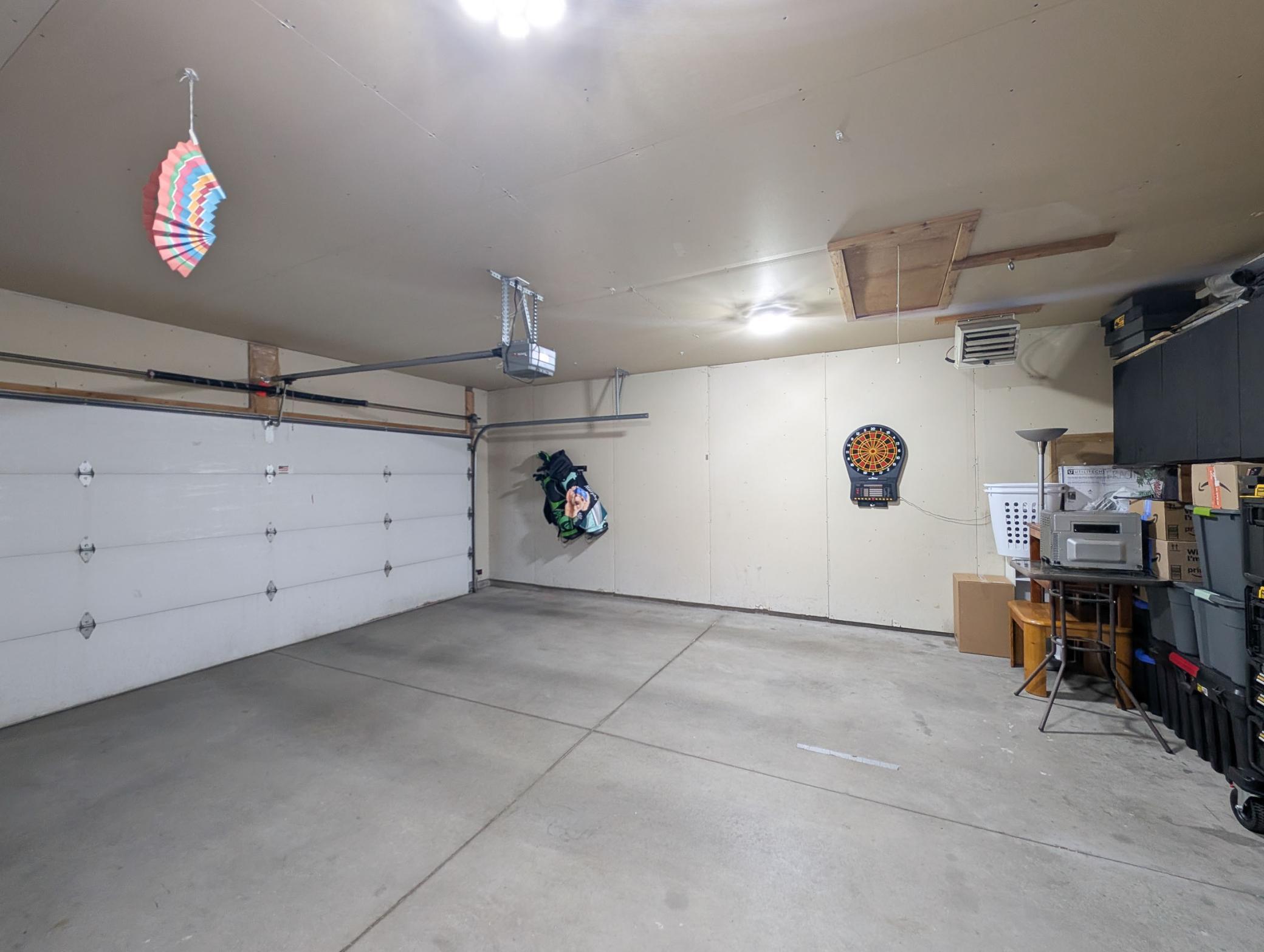 2002 twin home for sale at 707 14TH Avenue E in West Fargo, ND — 3 bed, 2 bath (photo 44 of 46)