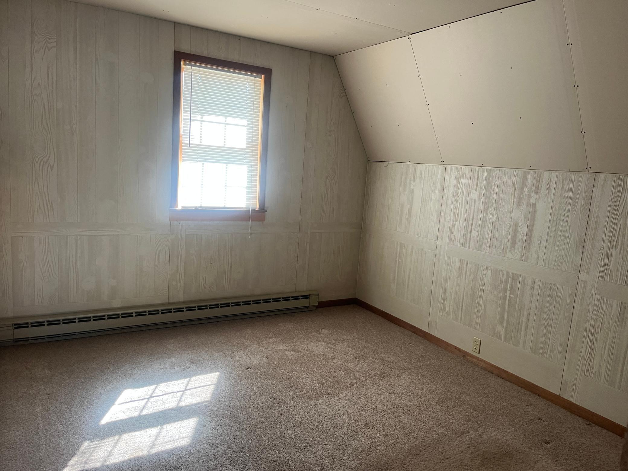 1912 single family home for sale at 541 Vance Avenue S in Erskine, MN — 4 bed, 2 bath (photo 22 of 35)
